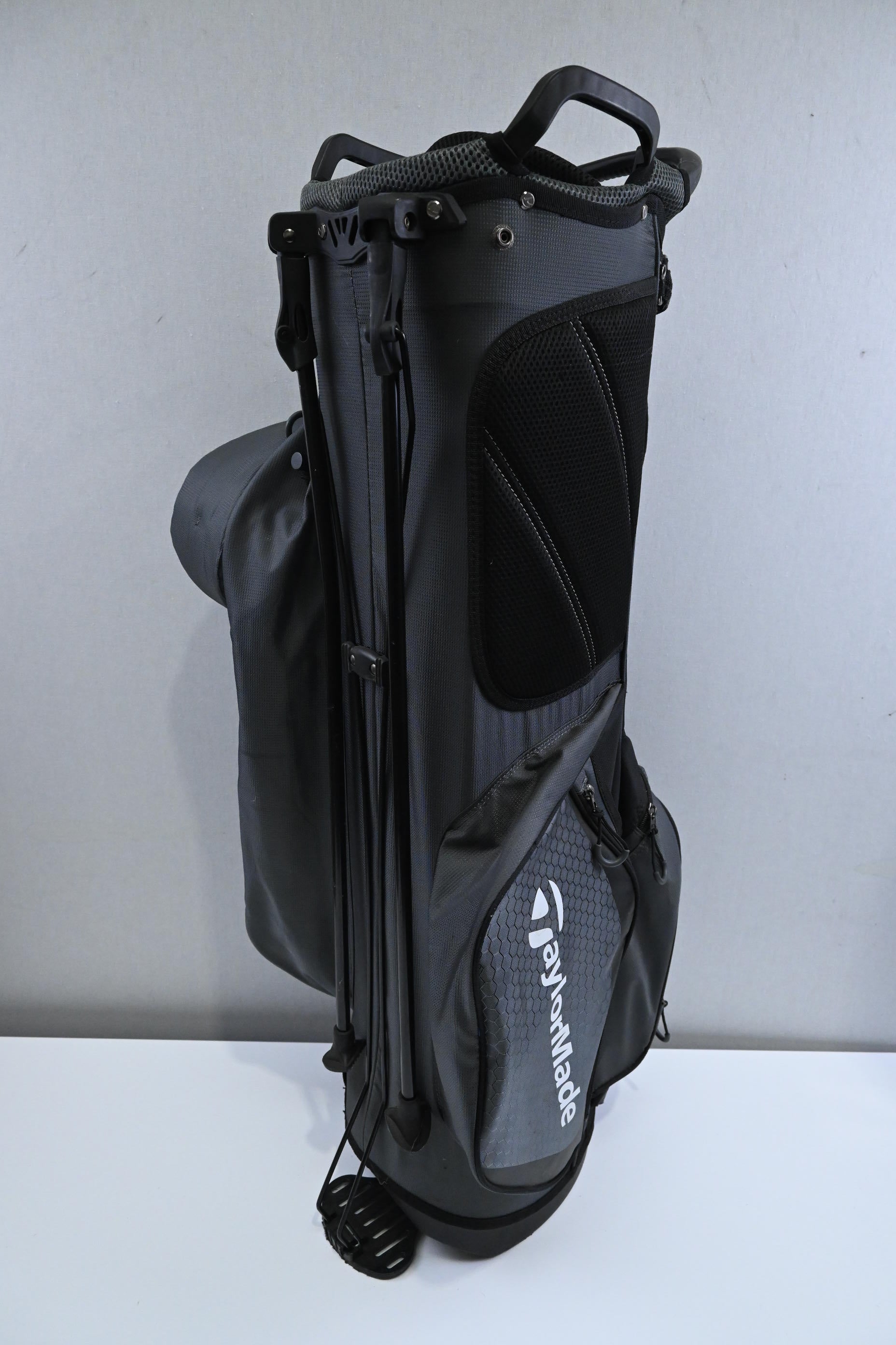 Taylormade Stand Bag / 7-Way Divider / Grey