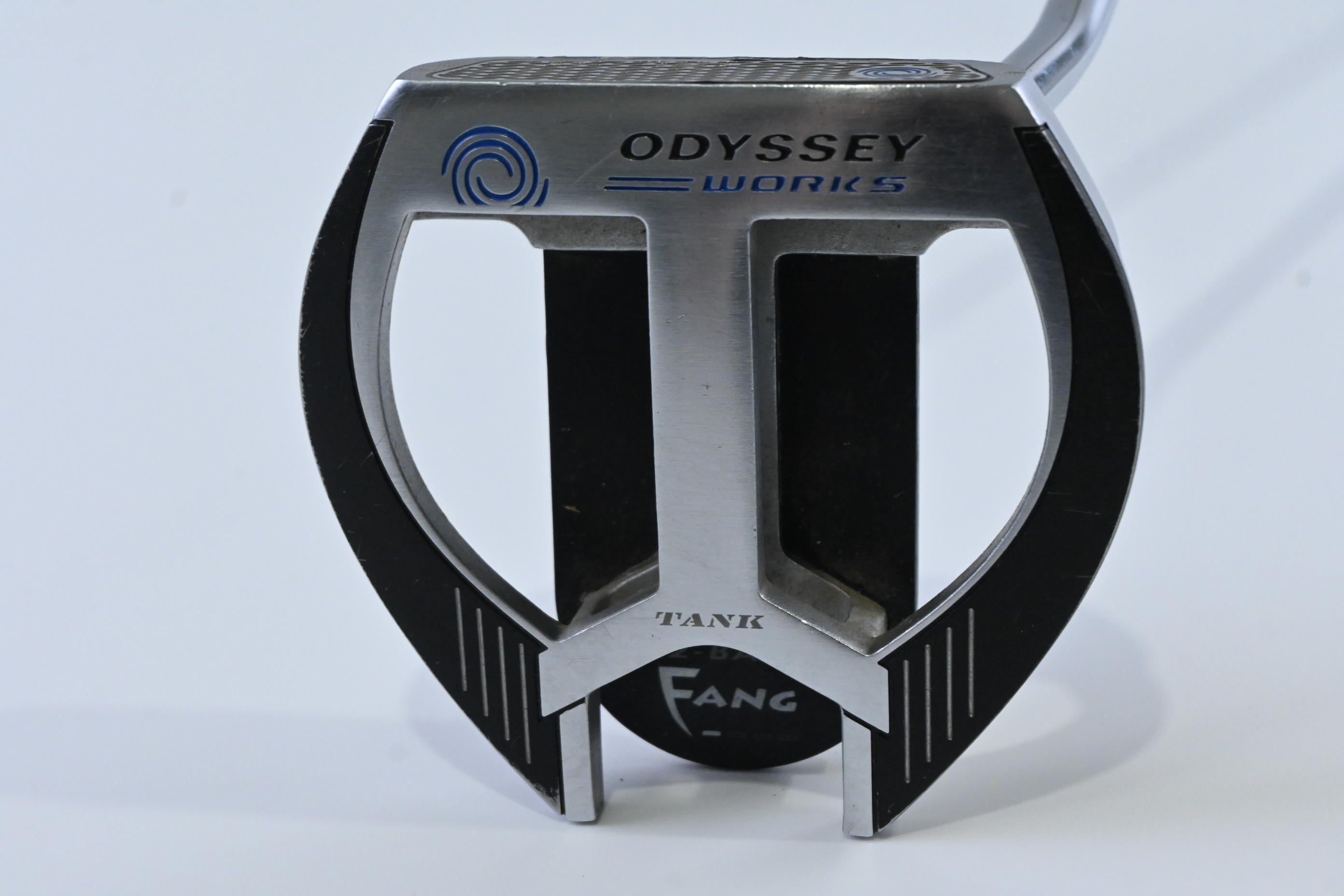 Odyssey Works Versa Tank 2 Ball Fang Putter / 38 Inch