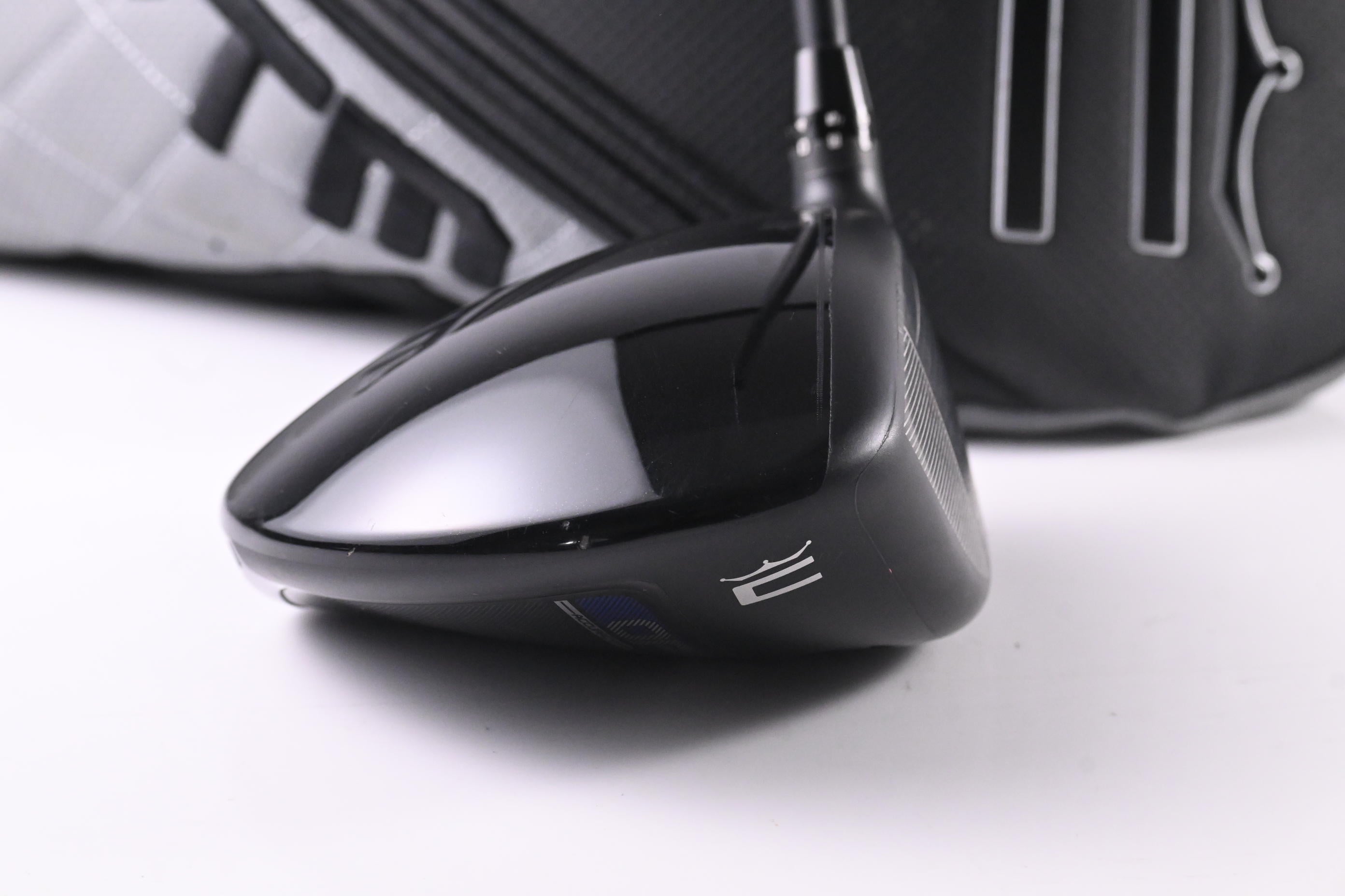 Cobra OPTM X Driver / 10.5 Degree / Regular Flex Kai'li Red DarkWave 50 Shaft