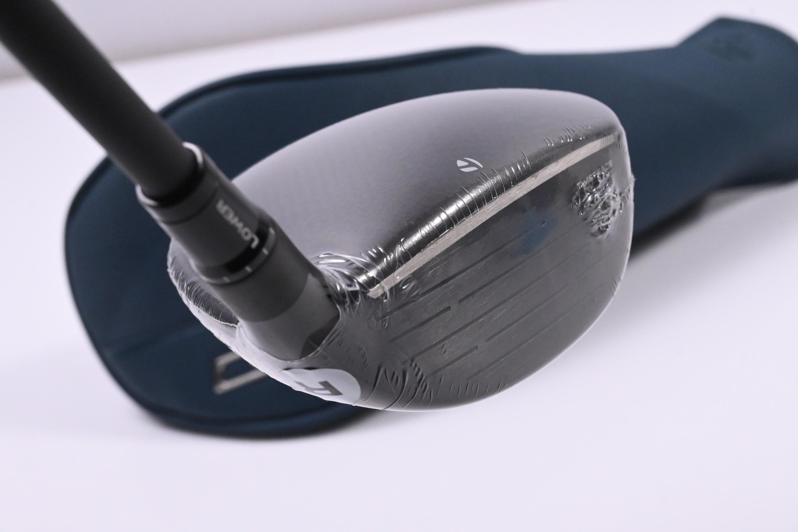 Left Hand Taylormade Qi4D #3 Wood / 15 Degree / Regular Flex REAX 55 Shaft