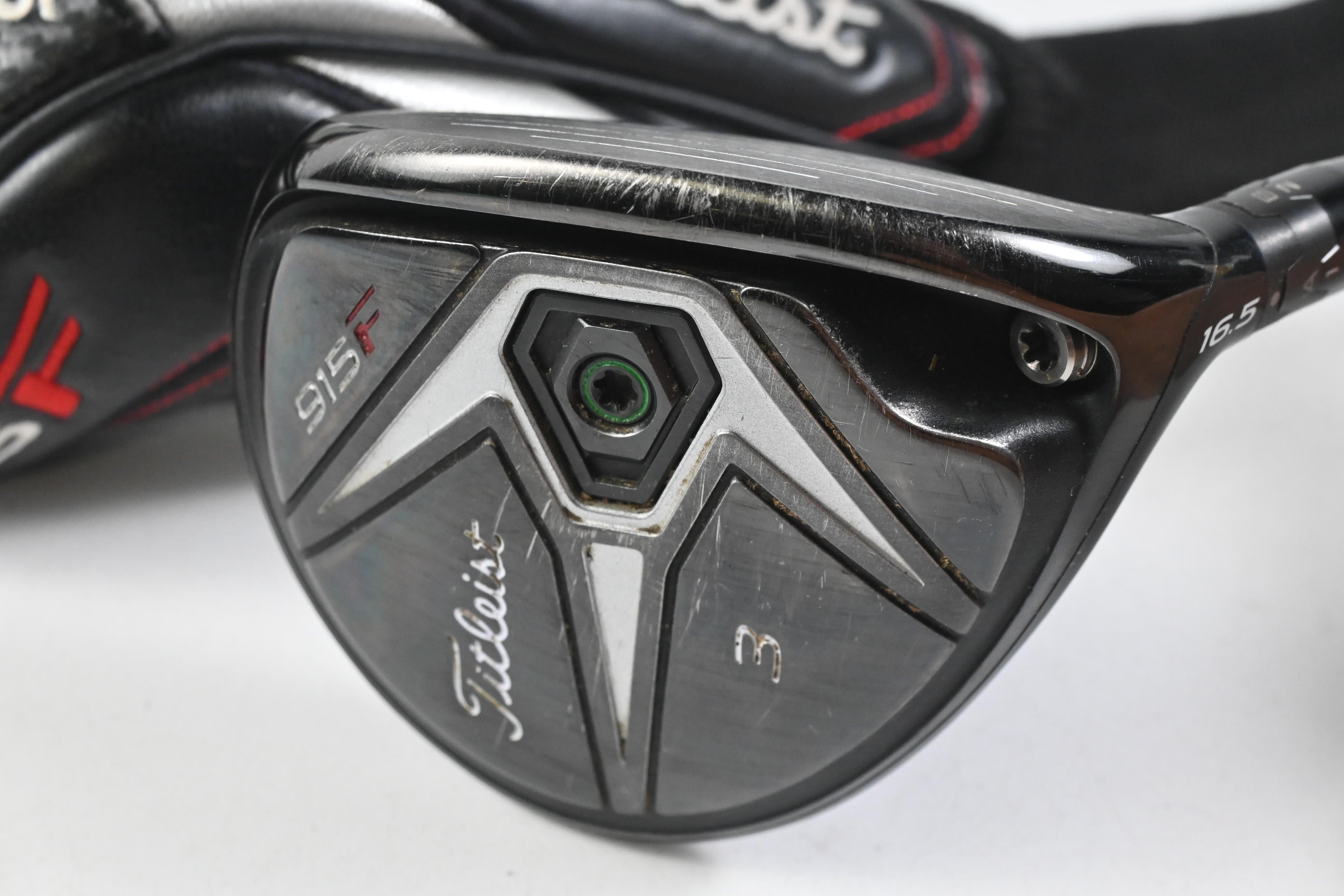 Titleist 915 F #3 Wood / 16.5 Degree / Regular Flex Diamana S+70 Shaft