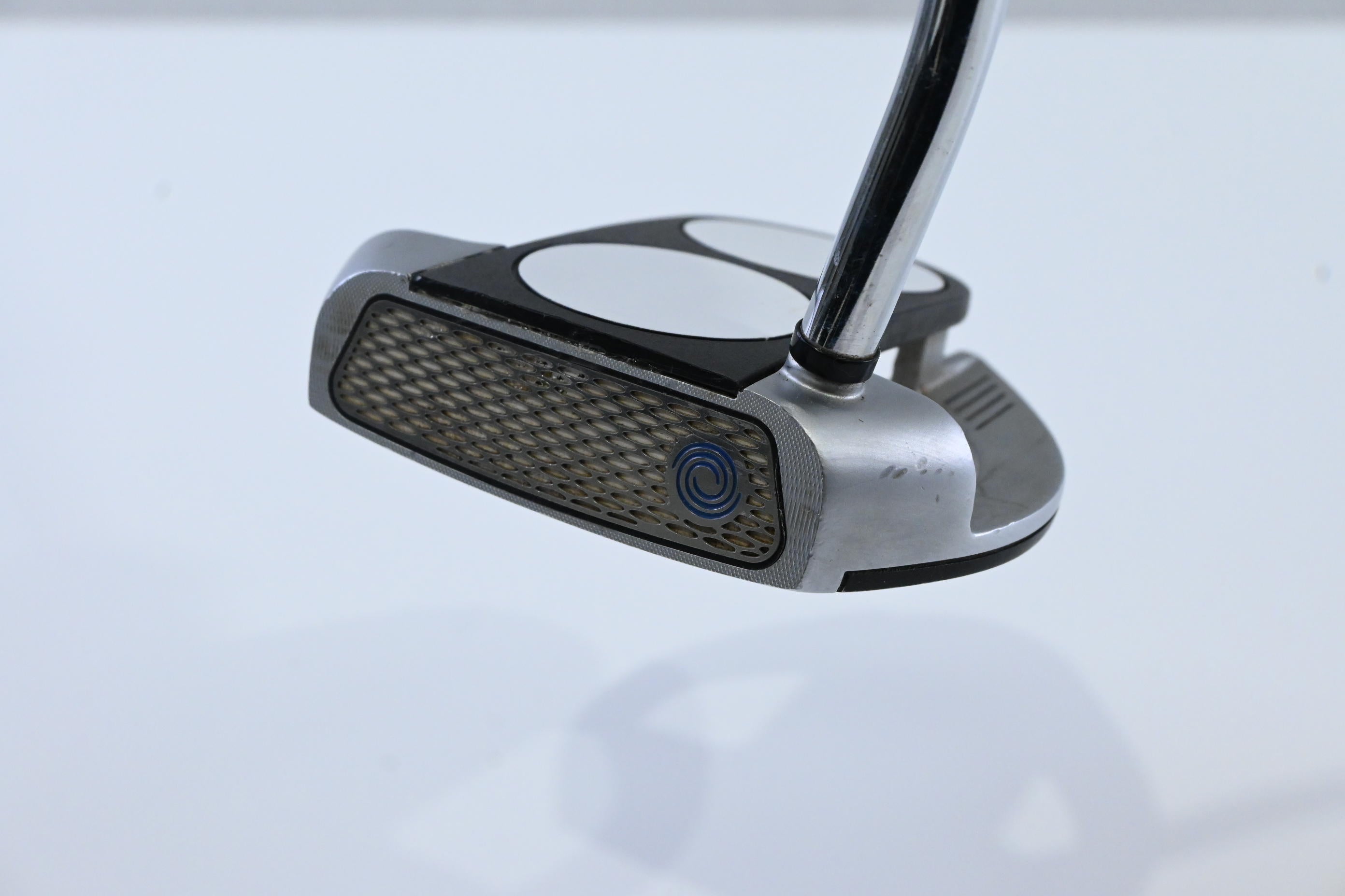 Odyssey Works Versa Tank 2 Ball Fang Putter / 38 Inch