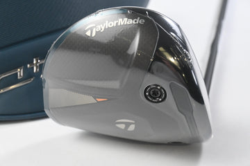 Taylormade Qi4D Driver / 10.5 Degree / Regular Flex REAX Blue 50 Shaft