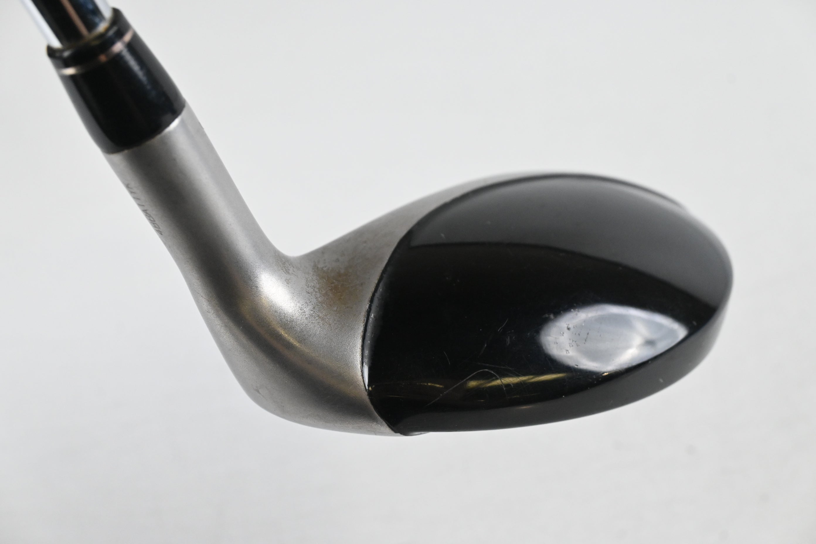 Taylormade Rescue Mid #2 Hybrid / 16 Degree / Regular Flex Light Metal Shaft