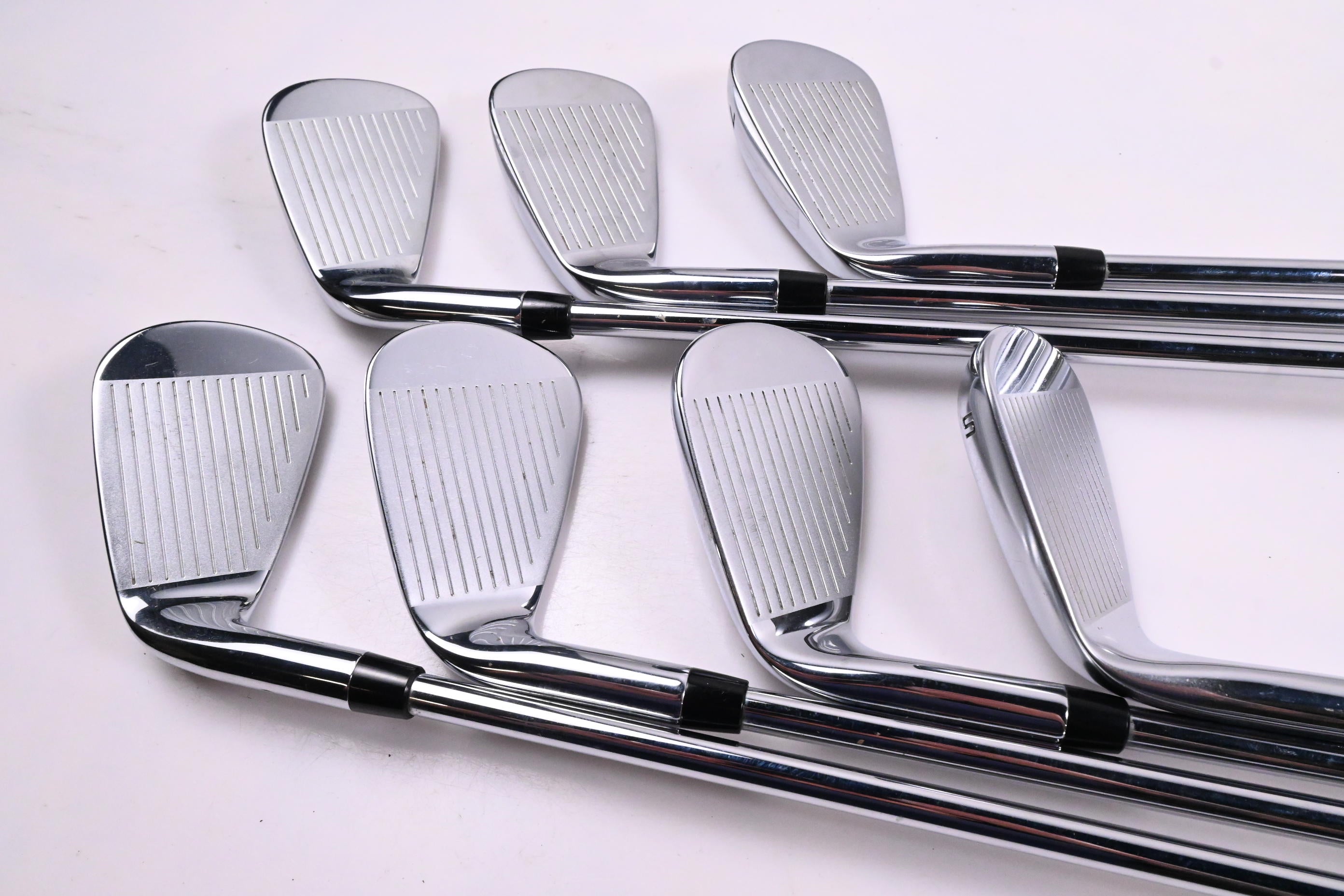 Callaway Elyte Irons / 5-PW+SW / Regular Flex Vector 80 Shafts