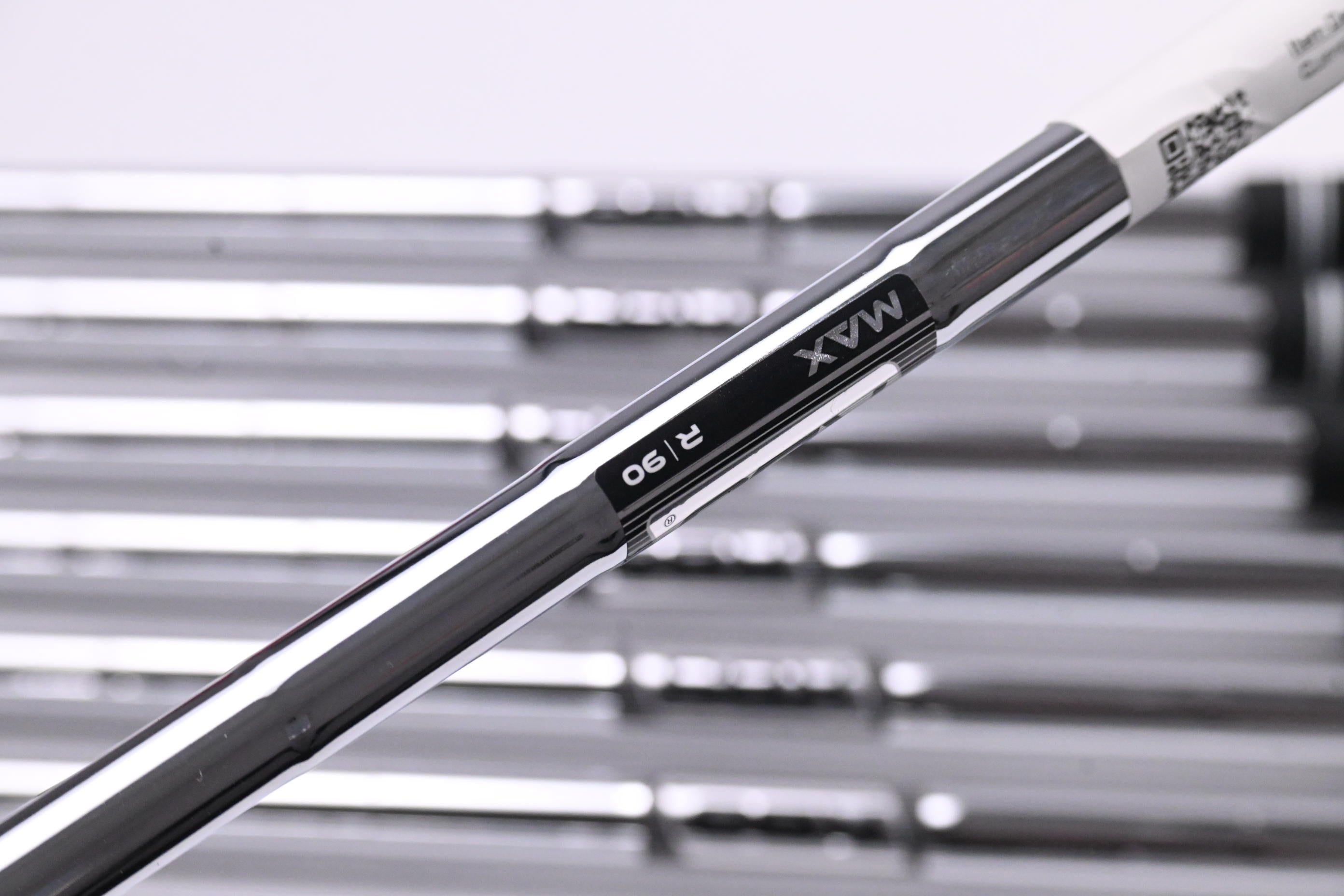 Callaway Quantum Max OS Irons / 4-PW+AW+GW / Regular Flex KBS MAX 90 Shafts