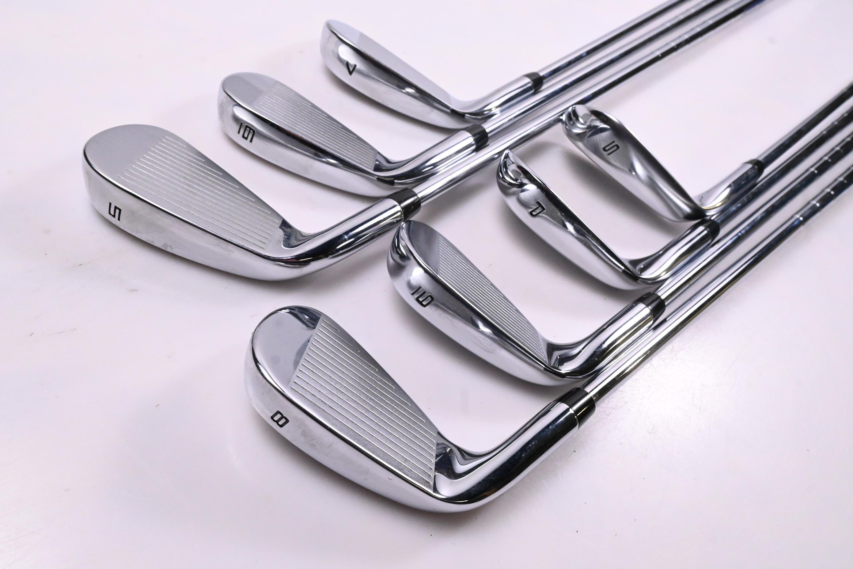 Callaway Elyte Irons / 5-PW+SW / Regular Flex Vector 80 Shafts