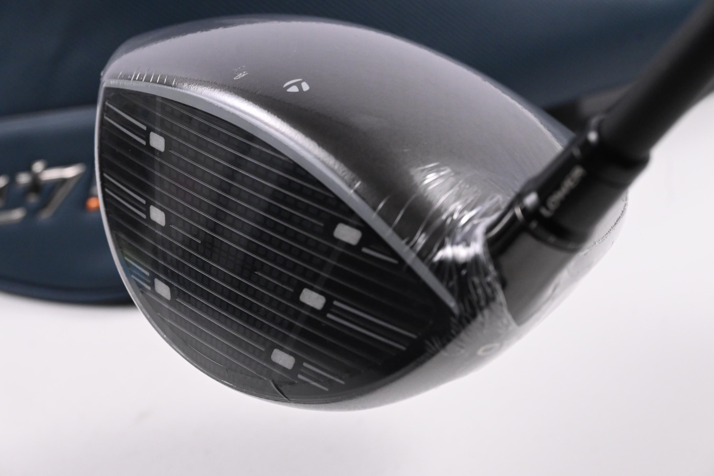 Taylormade Qi4D Driver / 9 Degree / Regular Flex Tensei AV Limited Blue 65 Shaft