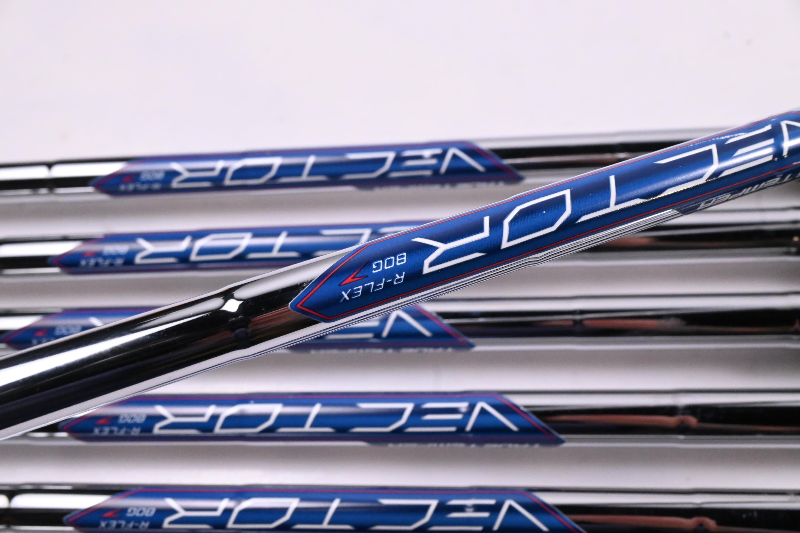 Callaway Elyte Irons / 5-PW+SW / Regular Flex Vector 80 Shafts