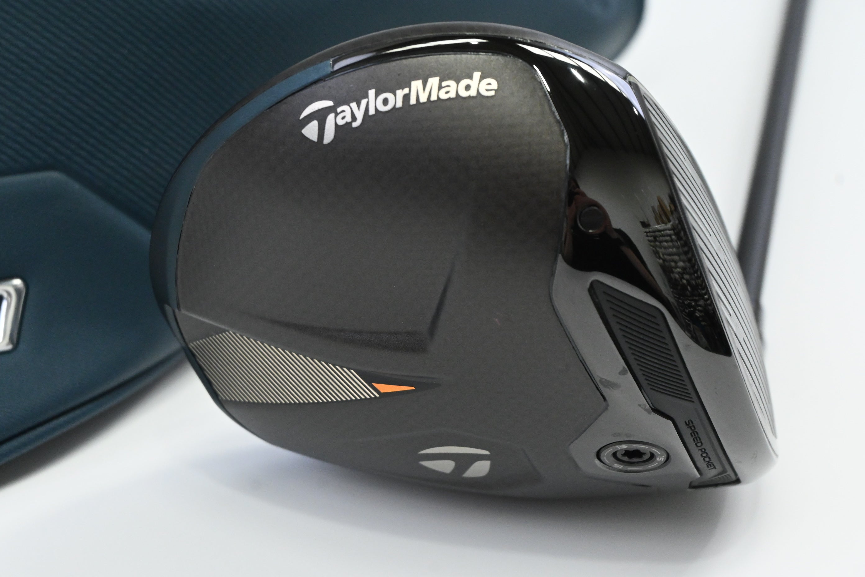 Taylormade Qi4D LS Driver / 9 Degree / X-Flex Taylormade Reax Blue 60 Shaft