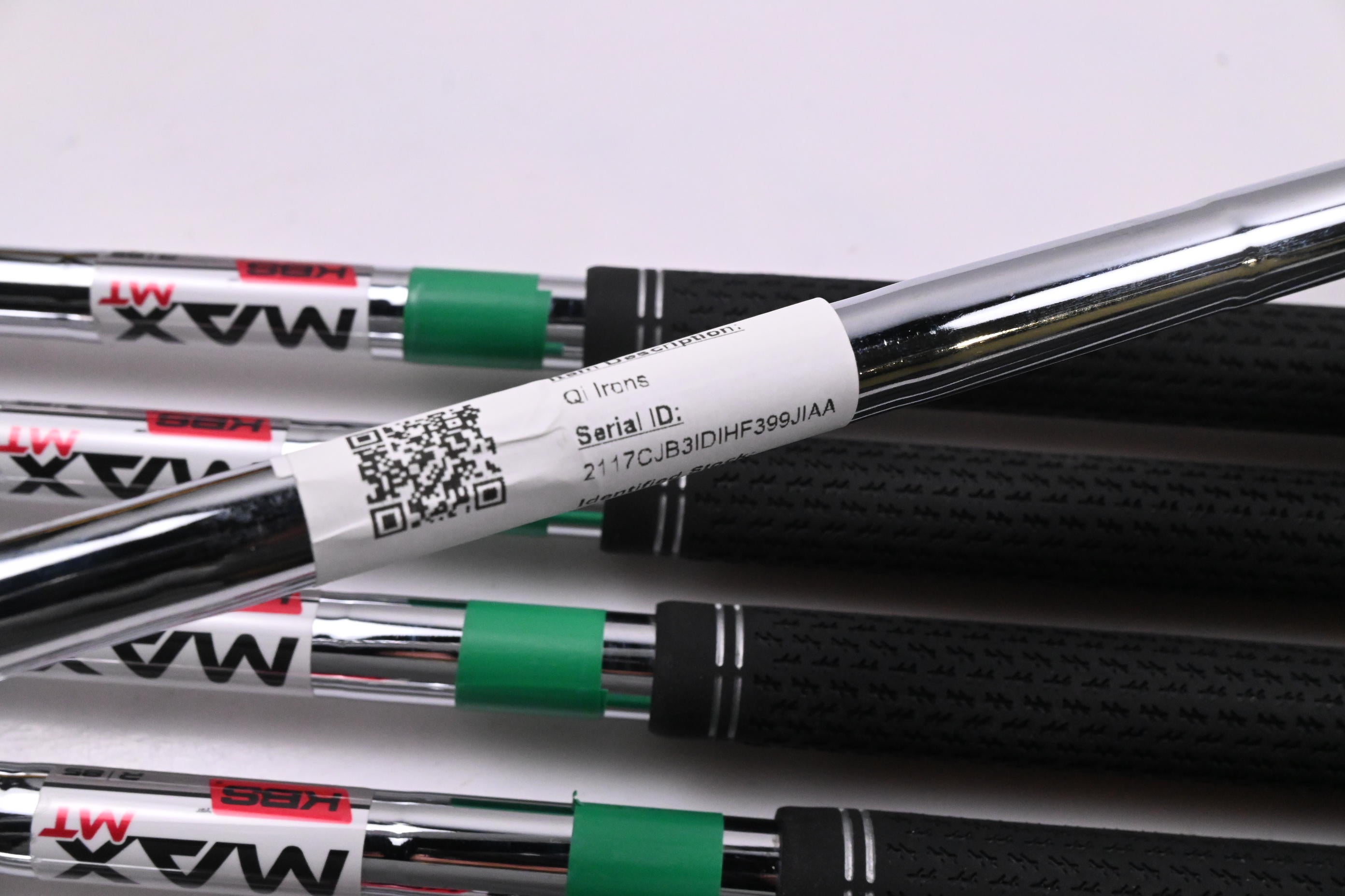 Taylormade Qi Irons / 5-PW+SW / Regular Flex KBS MAX MT 85 Shafts