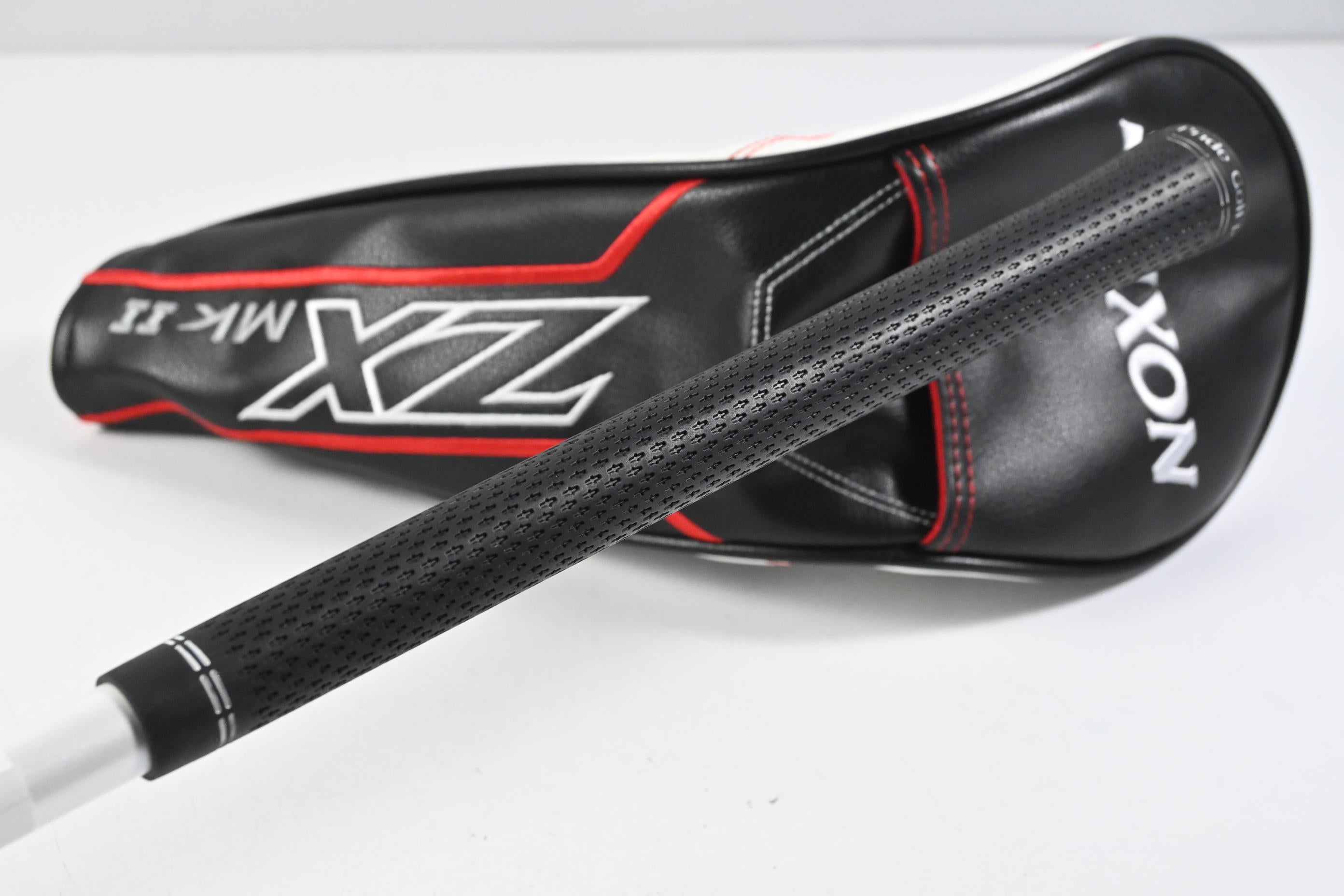Left Hand Srixon ZX7 Mk II Driver 2023 / 10.5 Degree / X-Flex Graphite Design