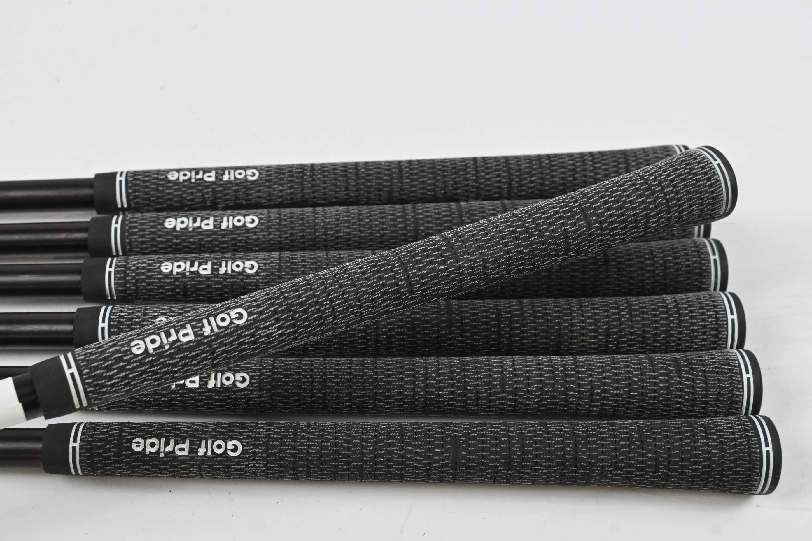 Vega VM-01 Irons / 4-PW / Stiff+ Flex KBS Tour C-Taper 125 Shafts
