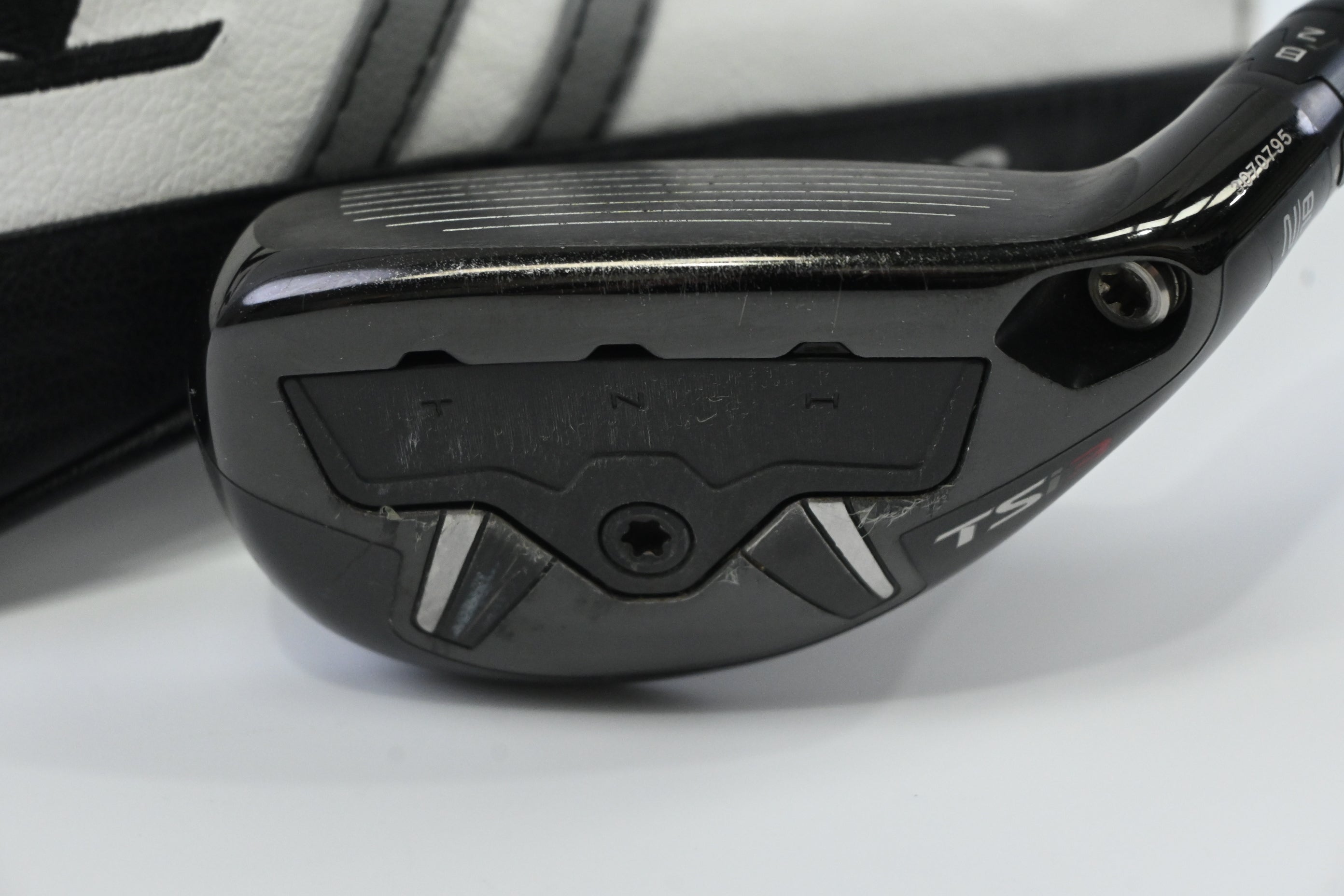 Titleist TSi3 #2 Hybrid / 18 Degree / Stiff Flex Tensei 1K Black 85 Shaft