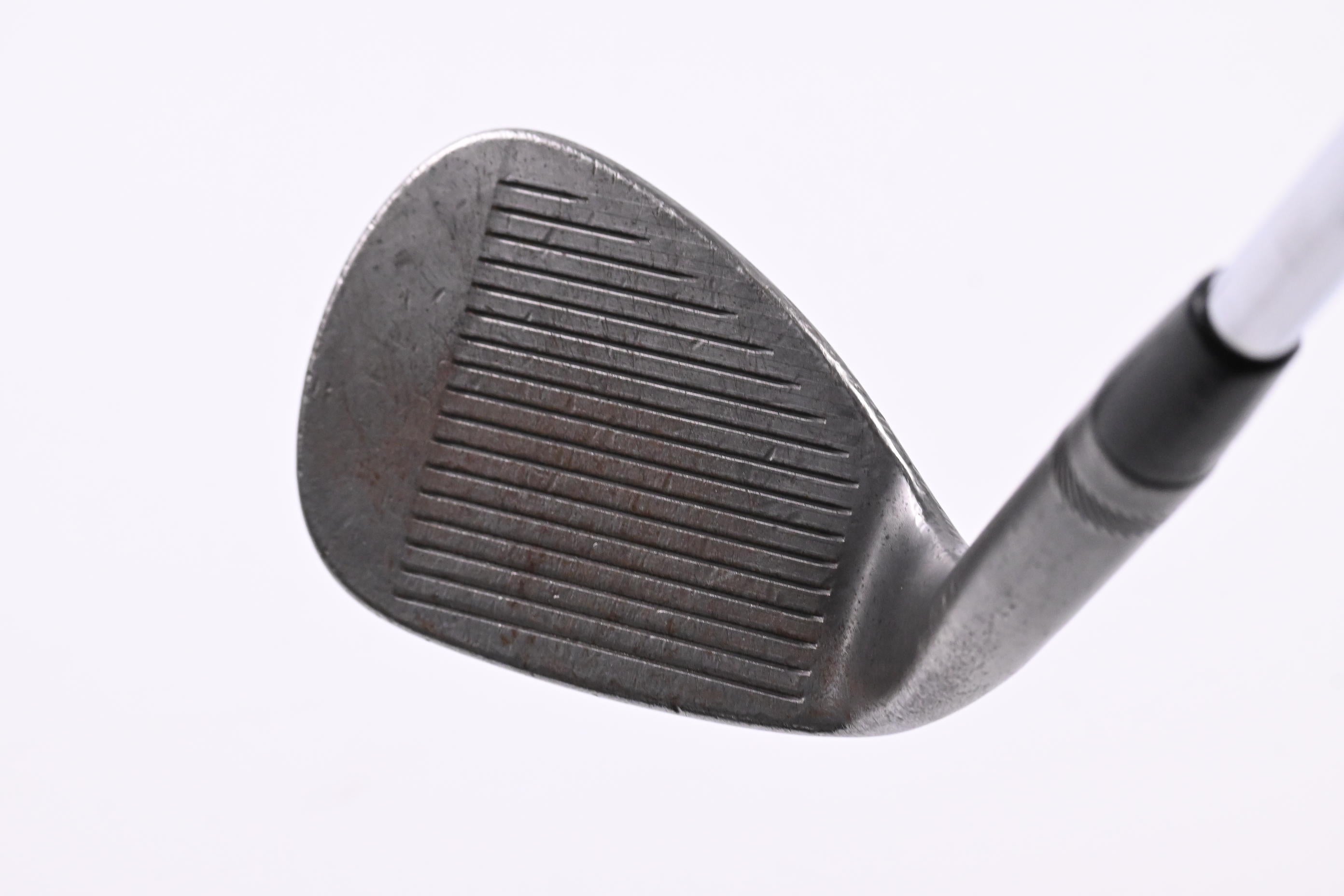Titleist SM6 Lob Wedge / 58 Degree / Stiff Flex Dynamic Gold S300 Shaft