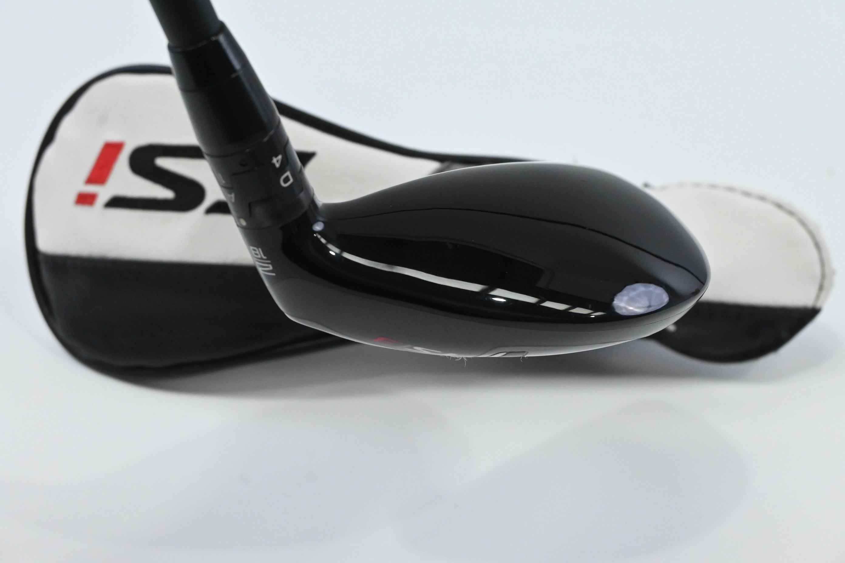 Titleist TSi3 #2 Hybrid / 18 Degree / Stiff Flex Tensei 1K Black 85 Shaft
