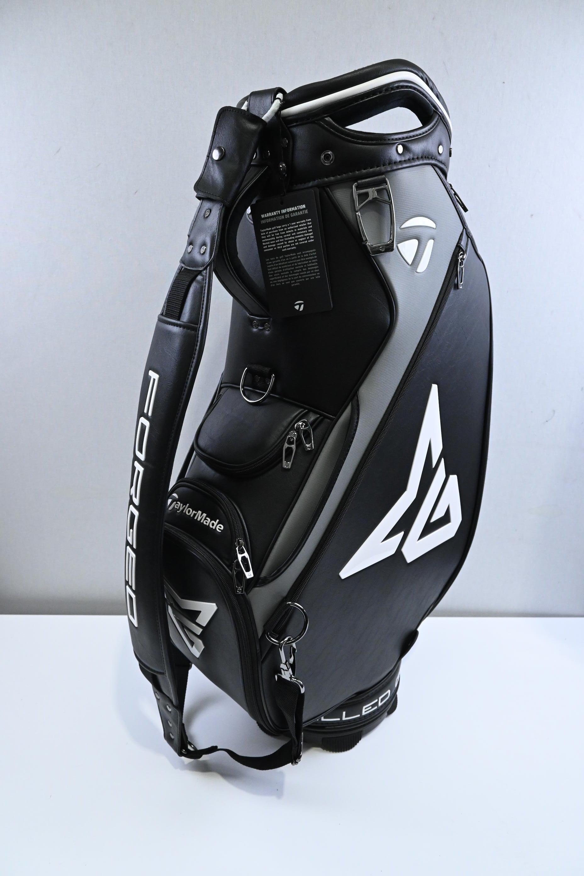 Taylormade MG Tour Bag / 6-Way Divider / Black, White