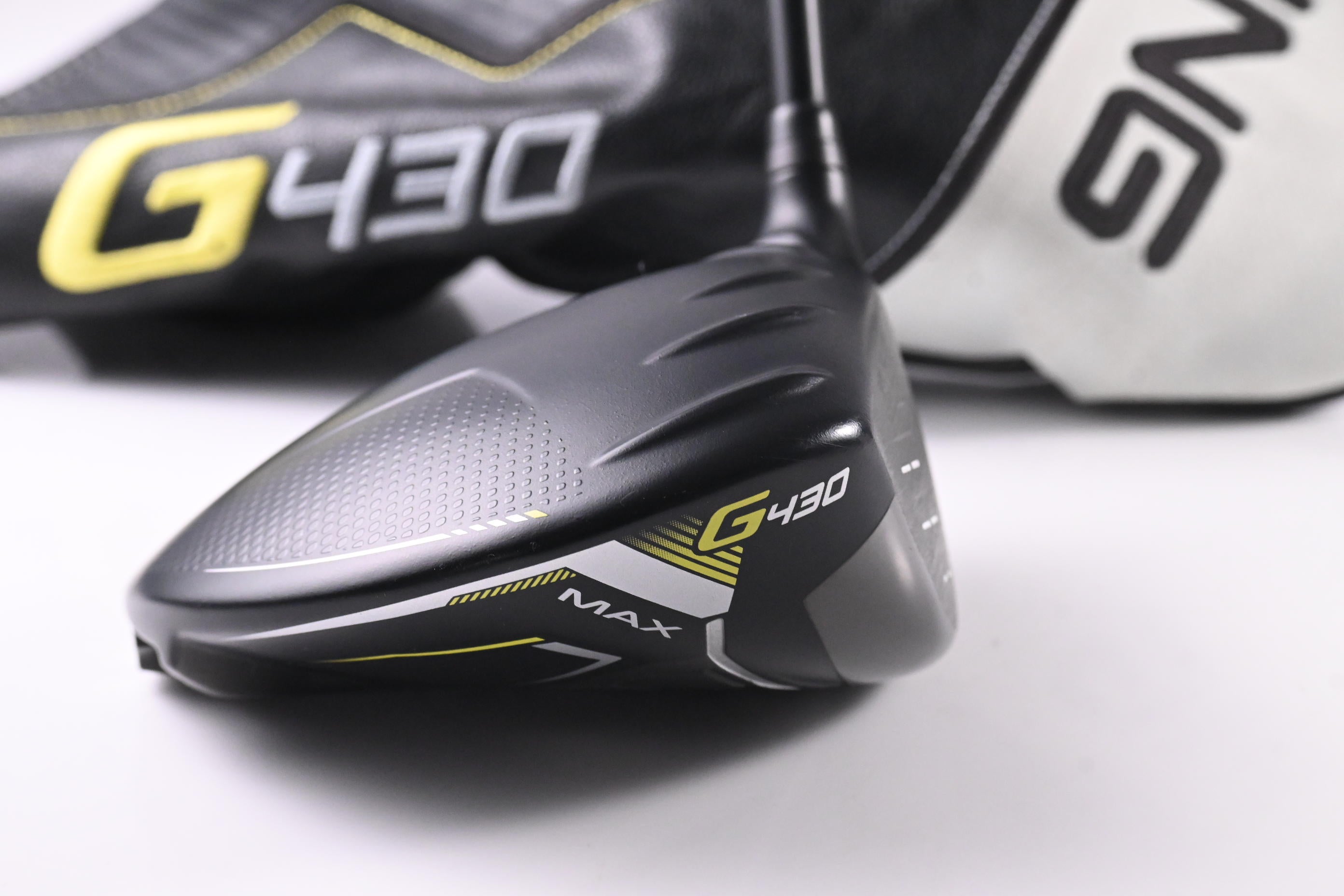 Ping G430 Max Driver / 10.5 Degree / Regular Flex Ping Alta CB Black 50 Shaft