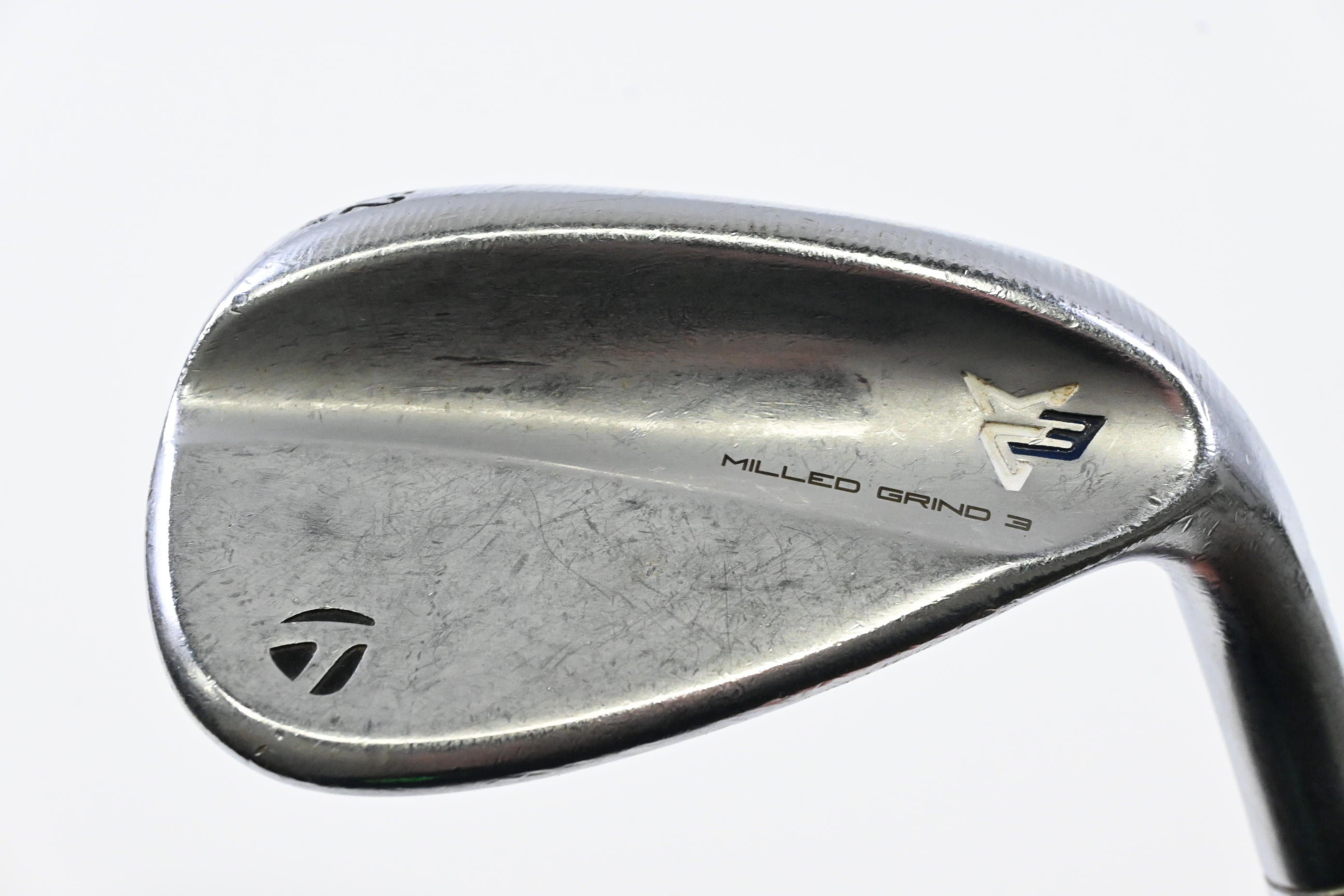 Taylormade Milled Grind 3 Gap Wedge / 52 Degree / X-Flex Dynamic Gold 105 X100