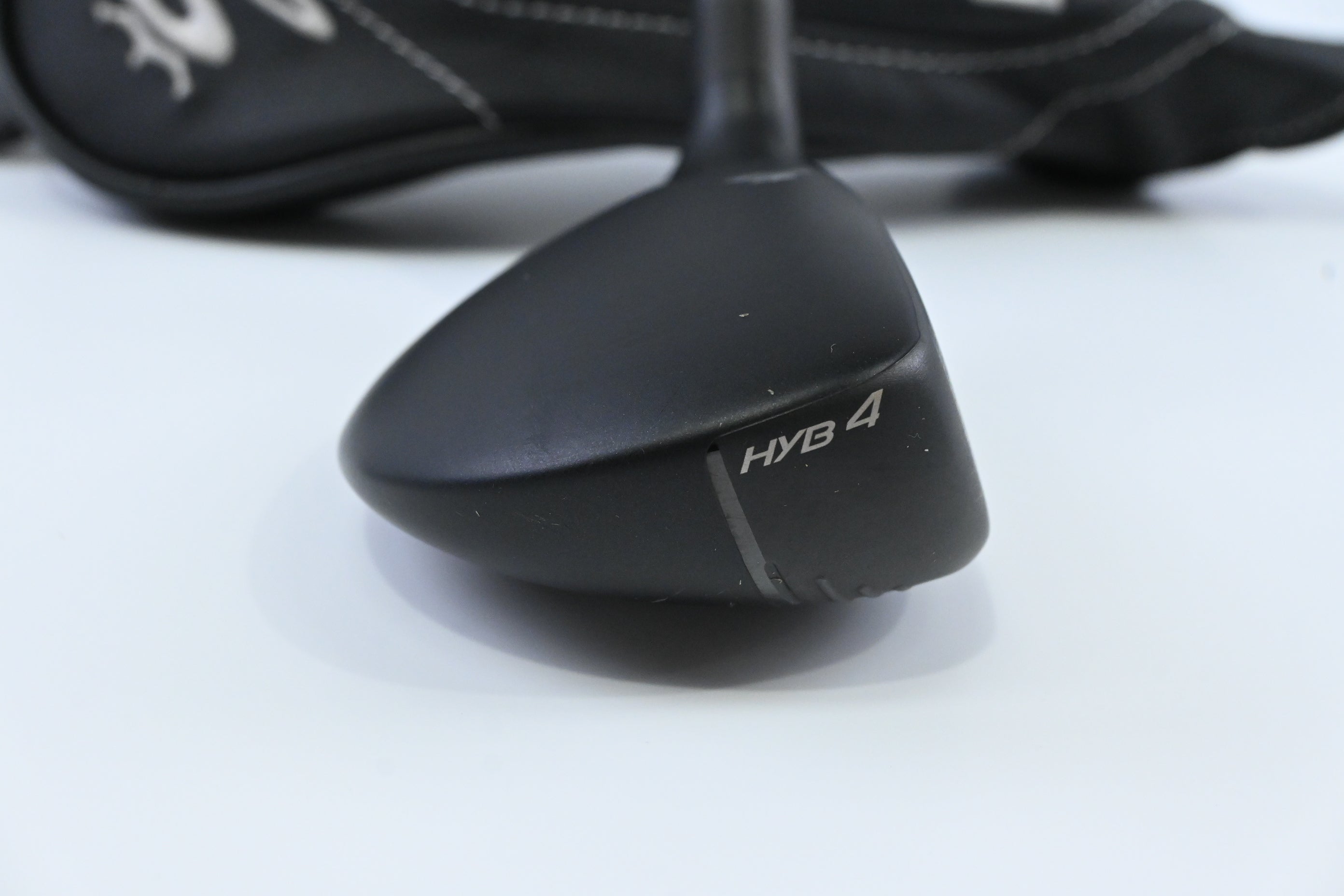 Cobra King F9 #4 Hybrid / 21 Degree / Stiff Flex Fujikura Atmos Black 7 Shaft