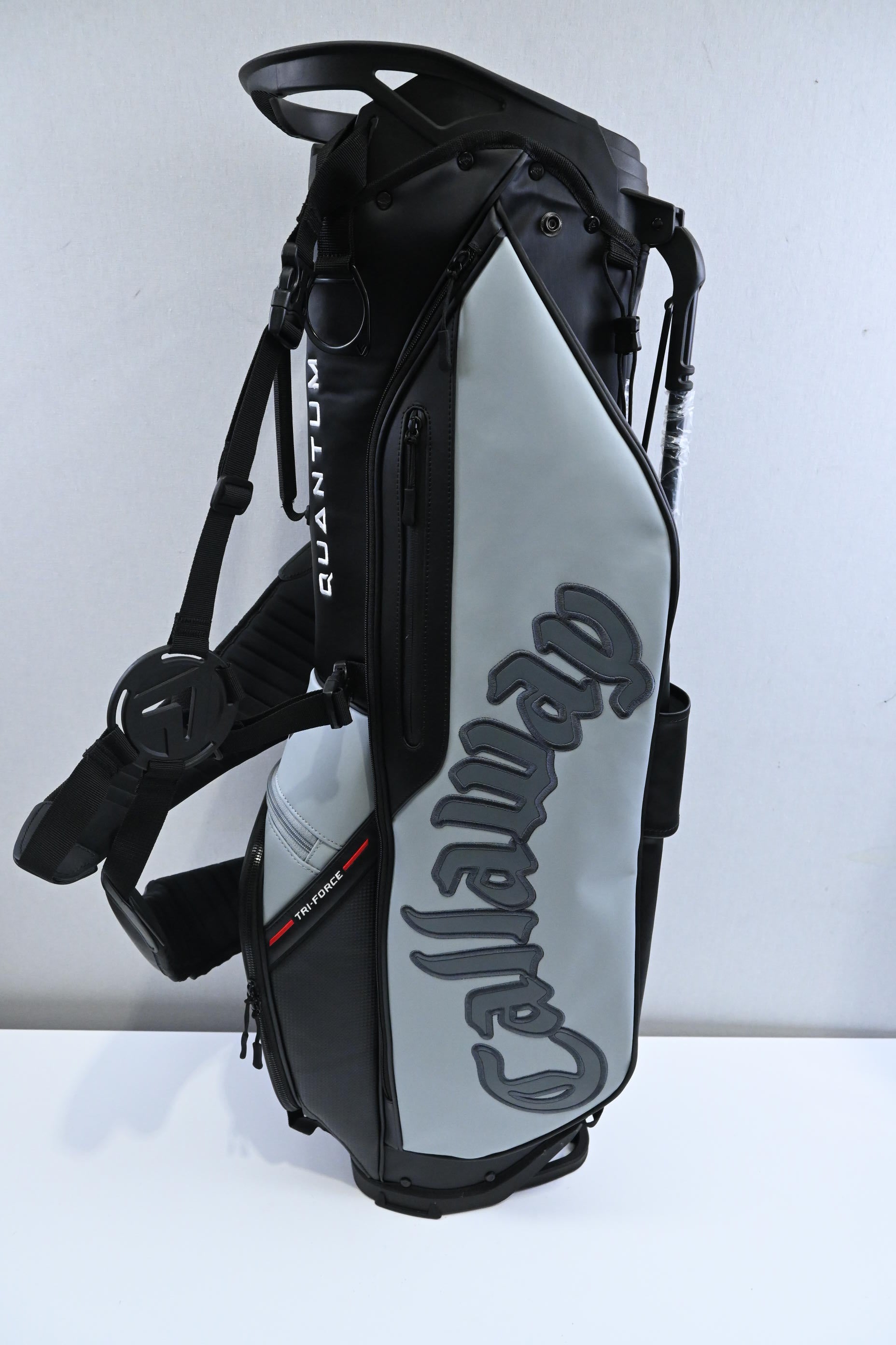 Callaway Quantum Tour Stand Bag / 4-Way Divider / Grey, Black, Red
