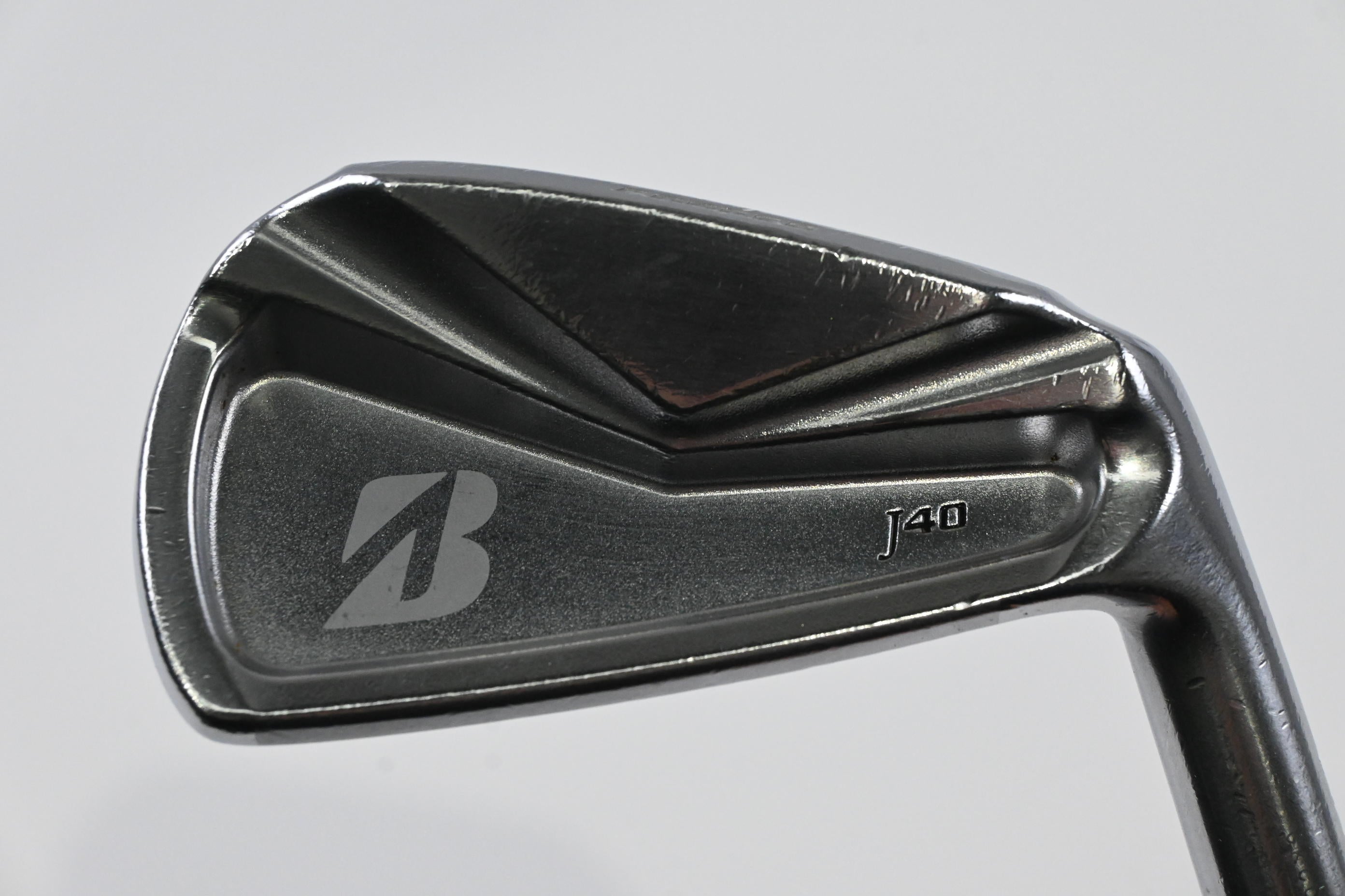 Bridgestone J40 Cavity Back #6 Iron / Regular Flex Project X Rifle Shaft
