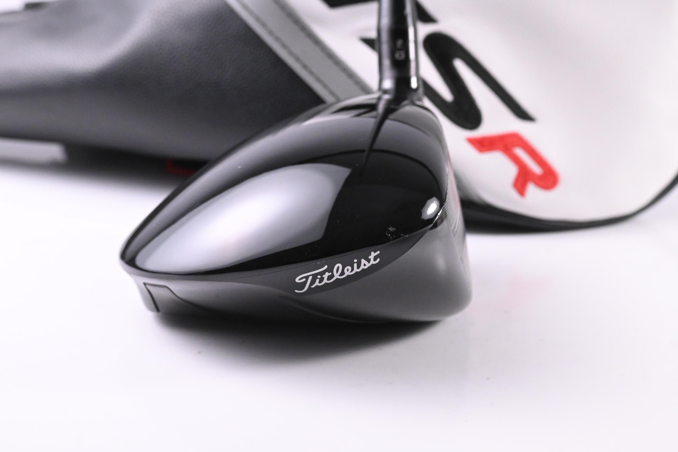 Titleist TSR4 Driver / 9 Degree / Regular Flex HZRDUS CB Red 50 Shaft