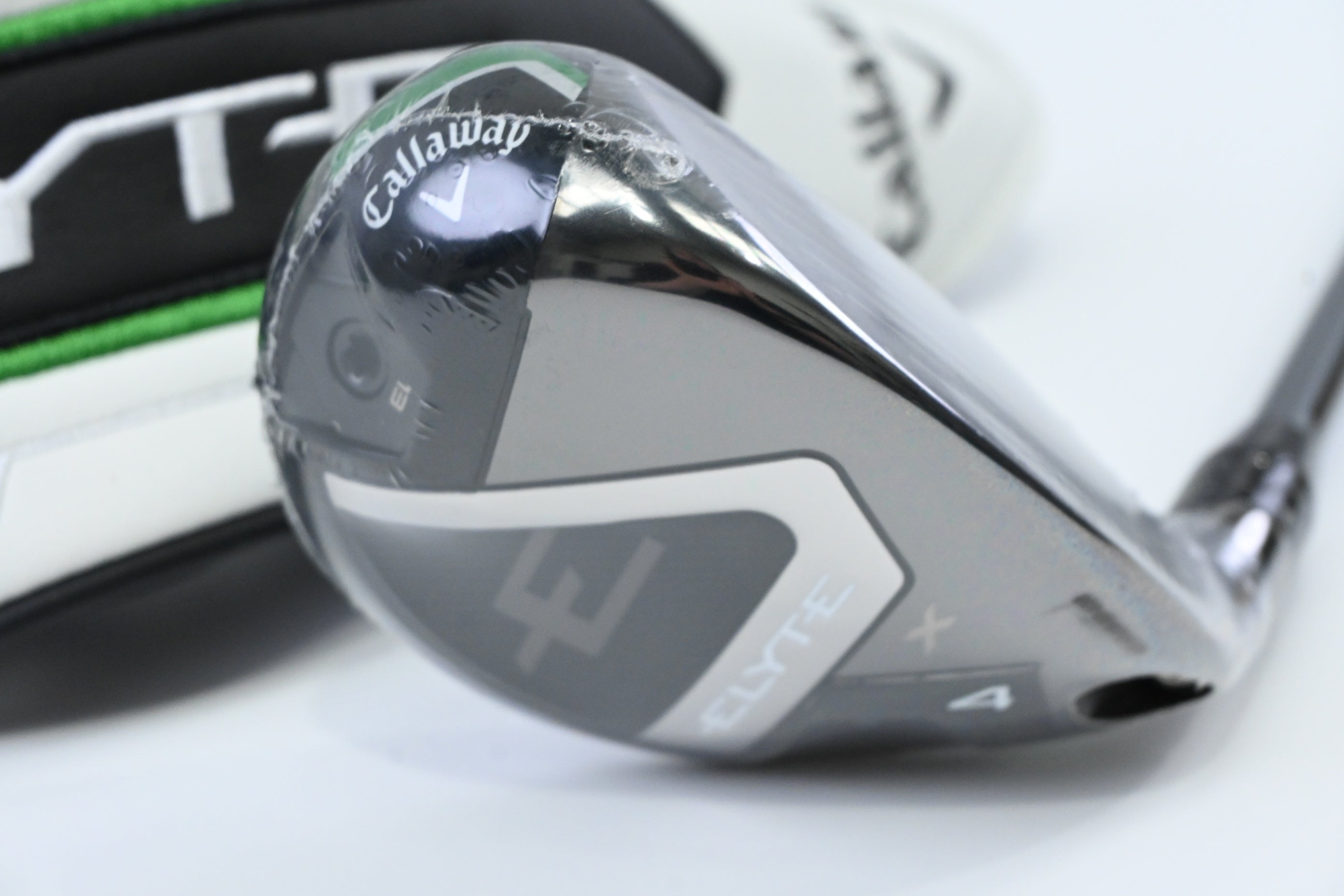 Callaway Elyte X #4 Hybrid / 21 Degree / Regular Flex Denali Charcoal 60