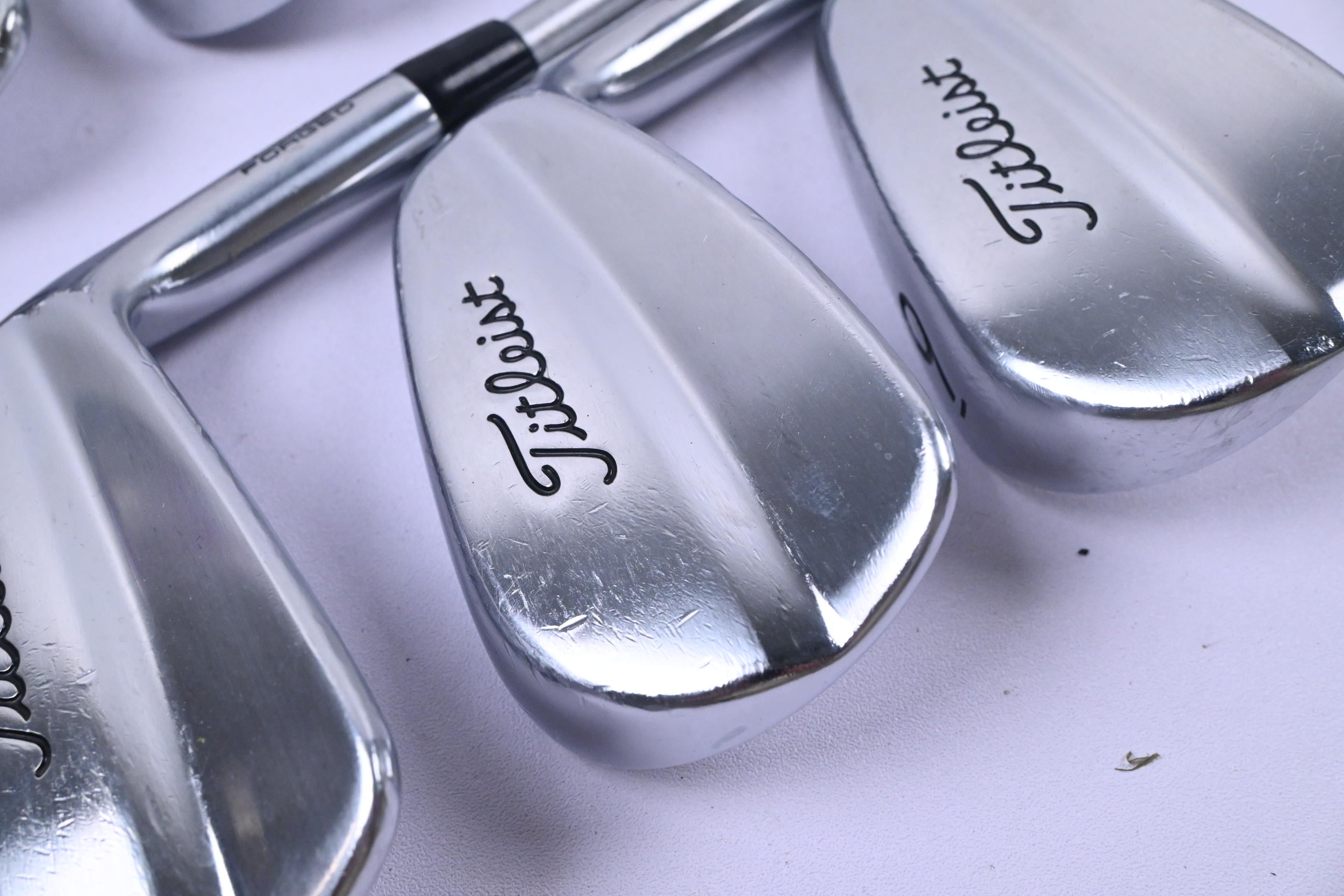 Titleist MB 620 Irons / 4-9i / X-Flex KBS Tour C-Taper 130 Shafts