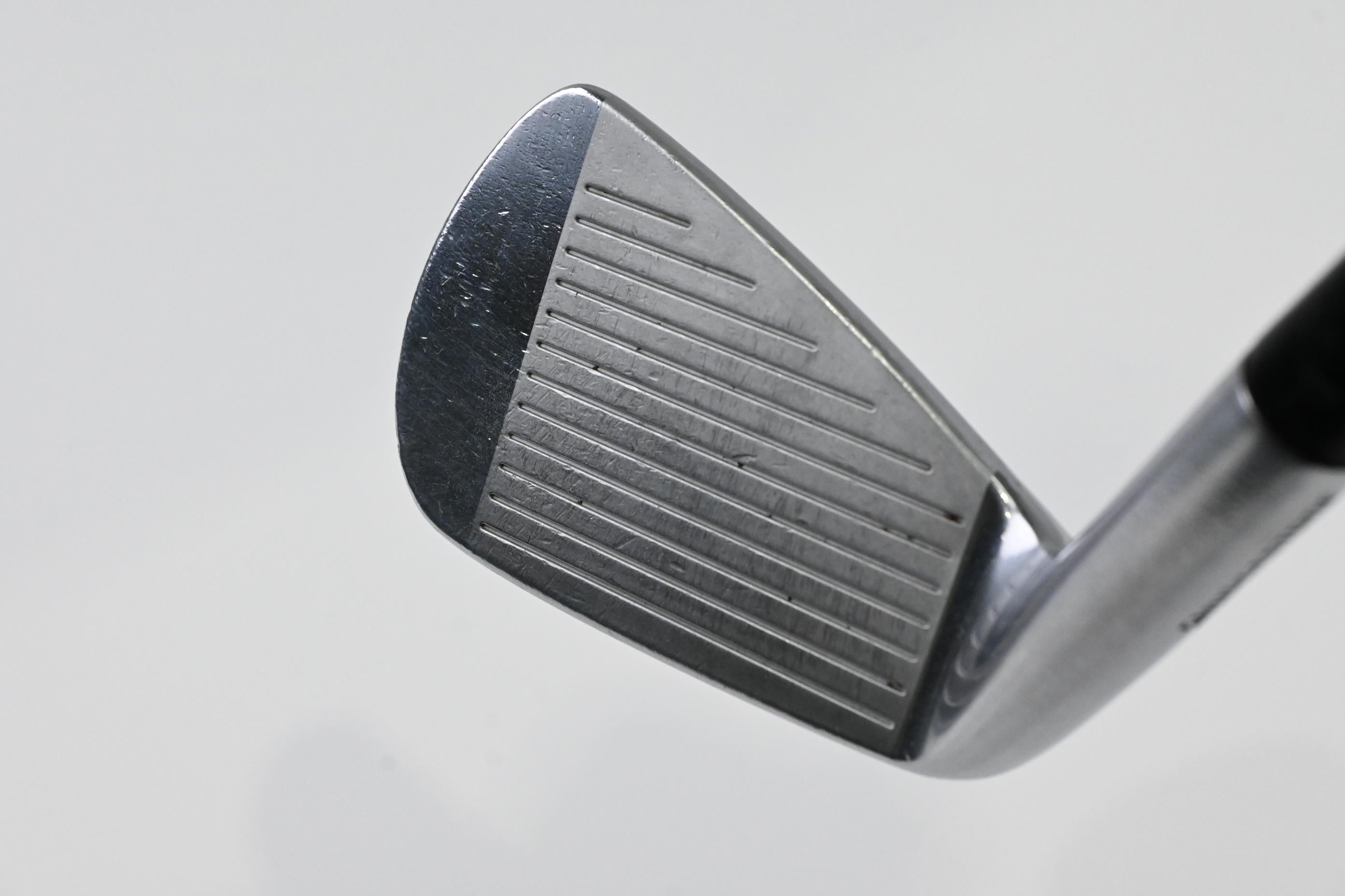 Bridgestone J40 Cavity Back #6 Iron / Regular Flex Project X Rifle Shaft