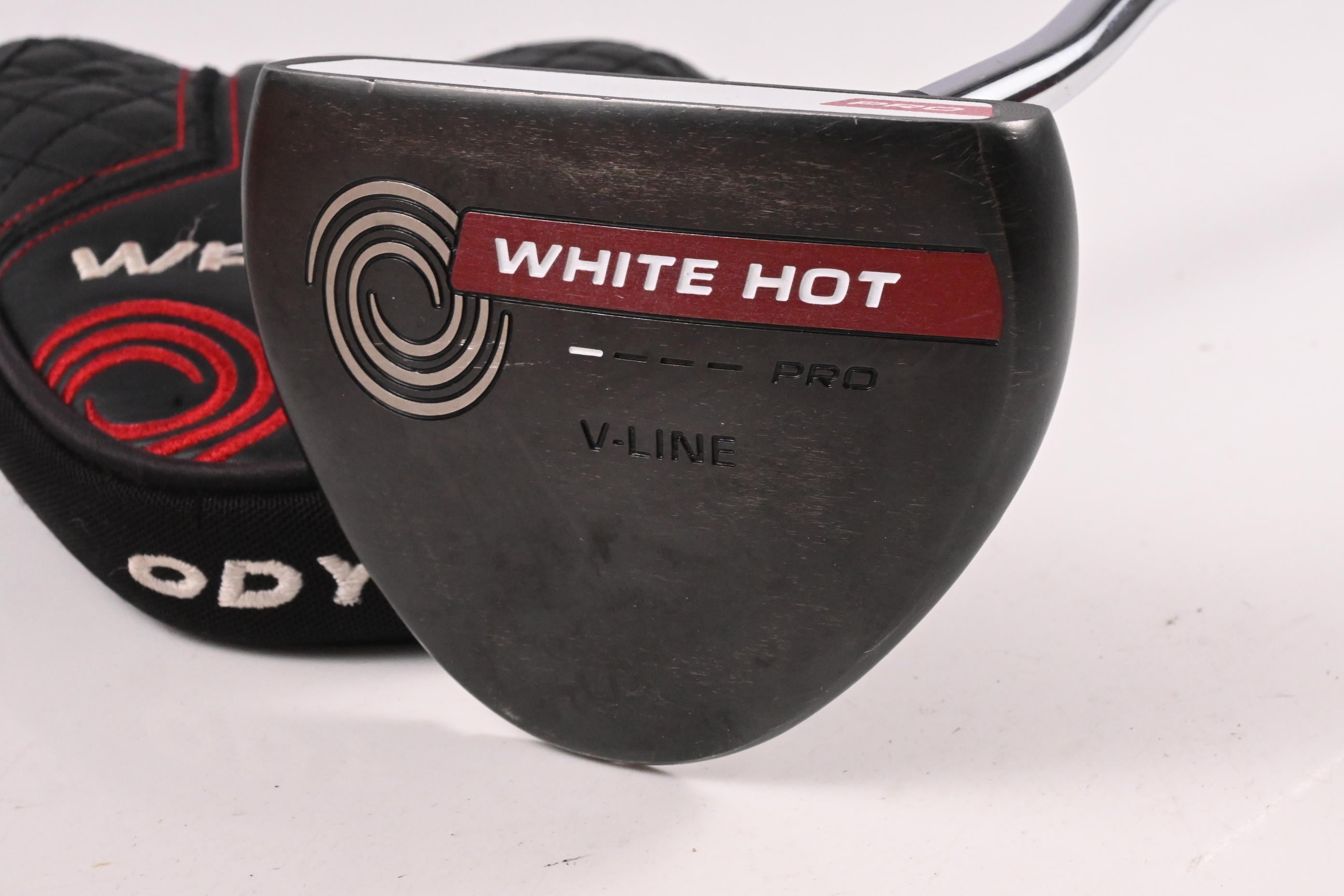 Odyssey White Hot Pro Black V-Line Putter / 34 Inch