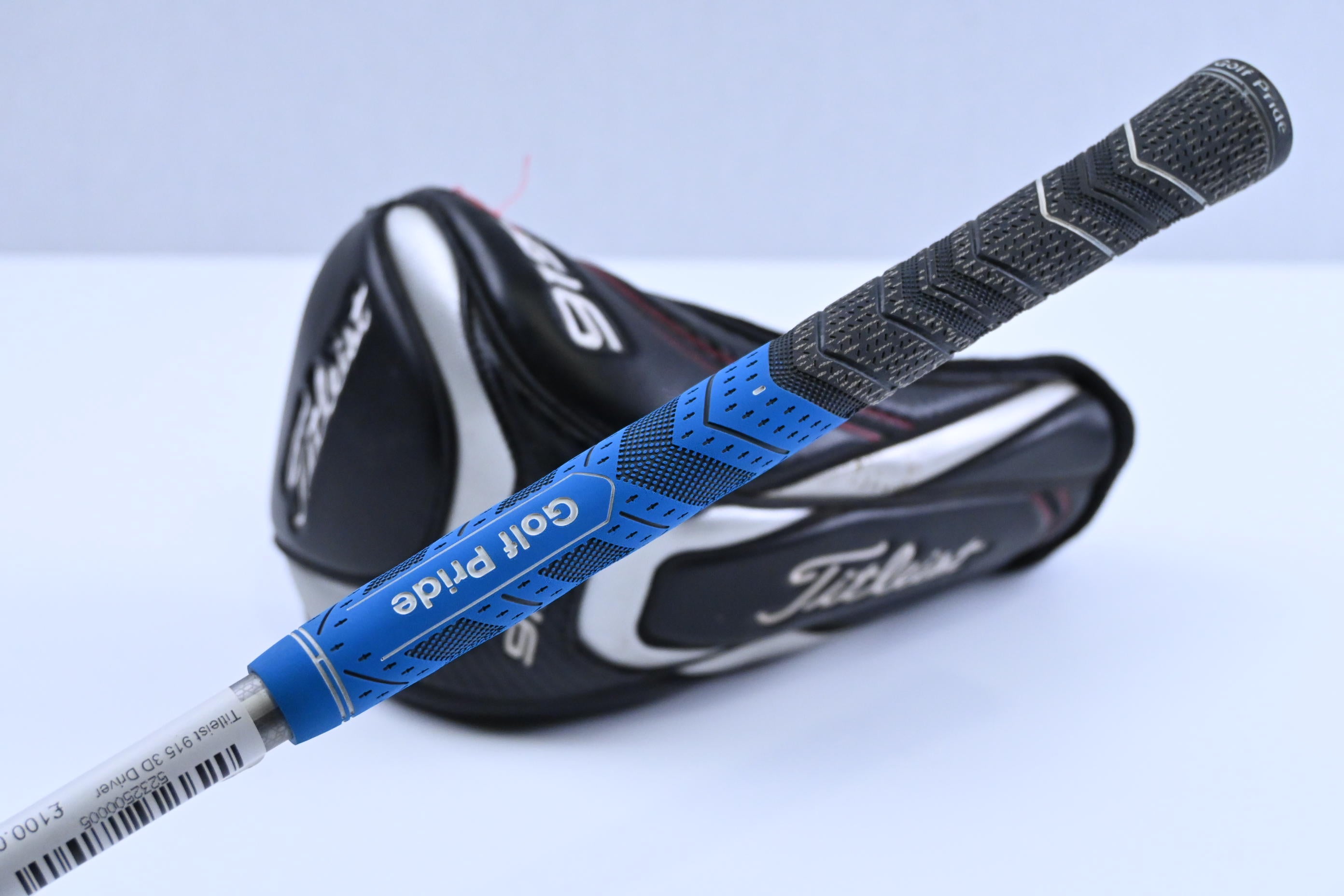 Titleist 915 D3 Driver / 9.5 Degree / Regular Flex Diamana S+ 60 Shaft
