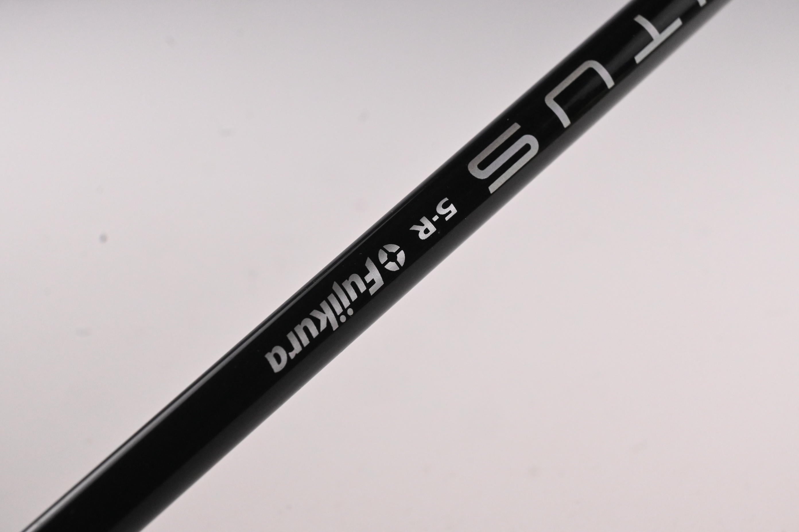 Taylormade Stealth Plus Driver / 10.5 Degree / Regular Flex Fujikura Ventus Red