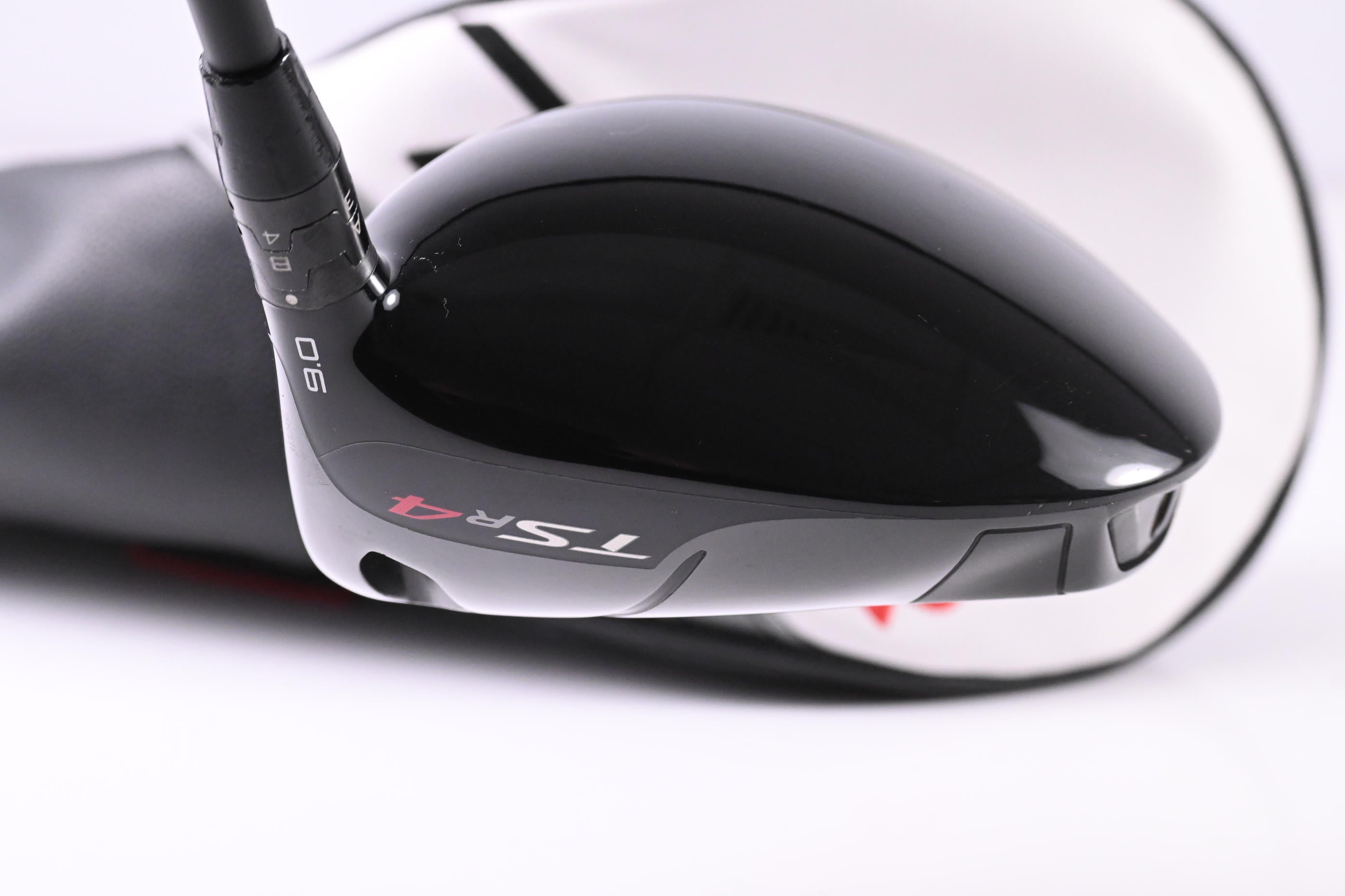 Titleist TSR4 Driver / 9 Degree / Regular Flex HZRDUS CB Red 50 Shaft