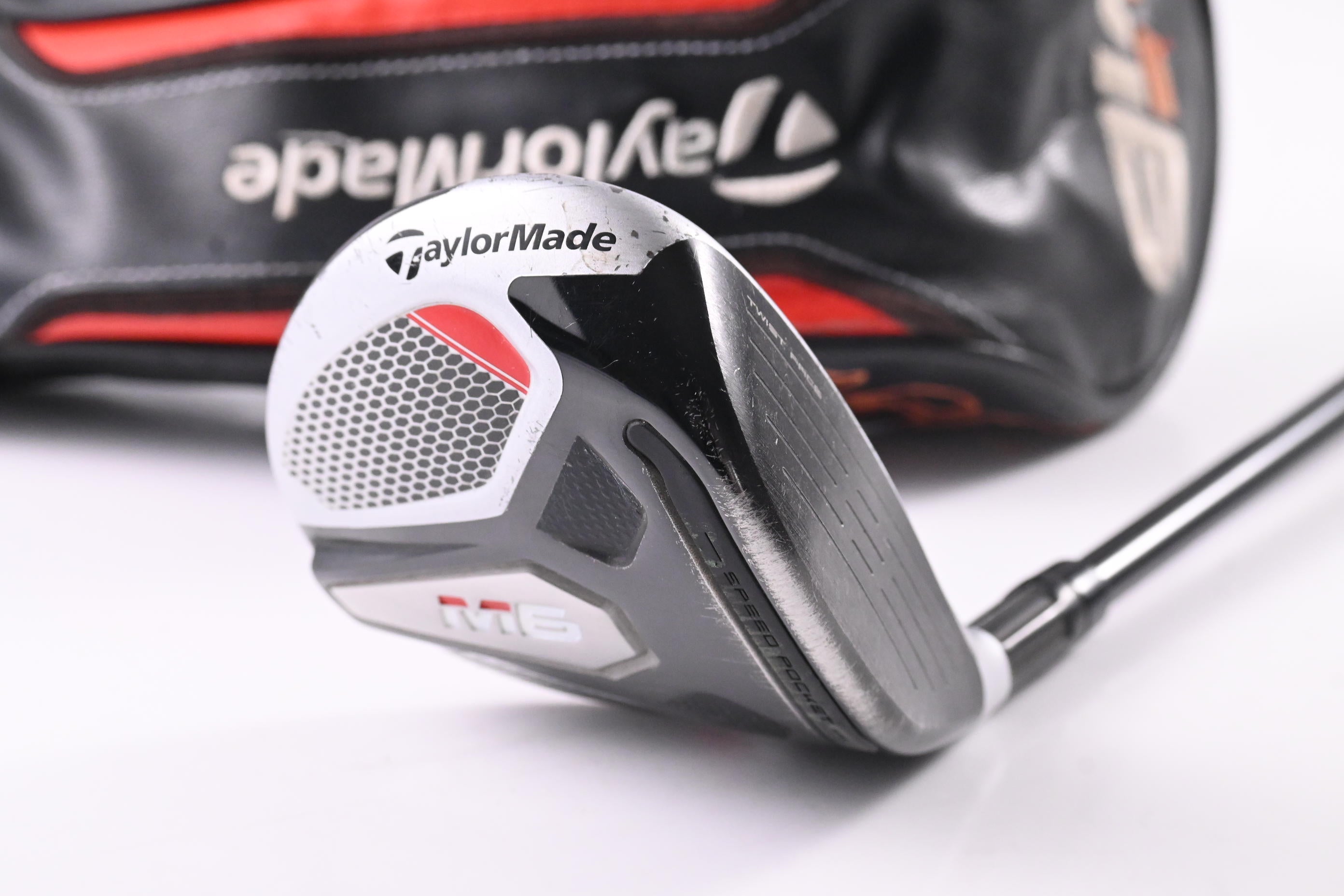 Taylormade M6 #5 Wood / 18 Degree / Regular Flex Fujikura Atmos Orange 5 Shaft