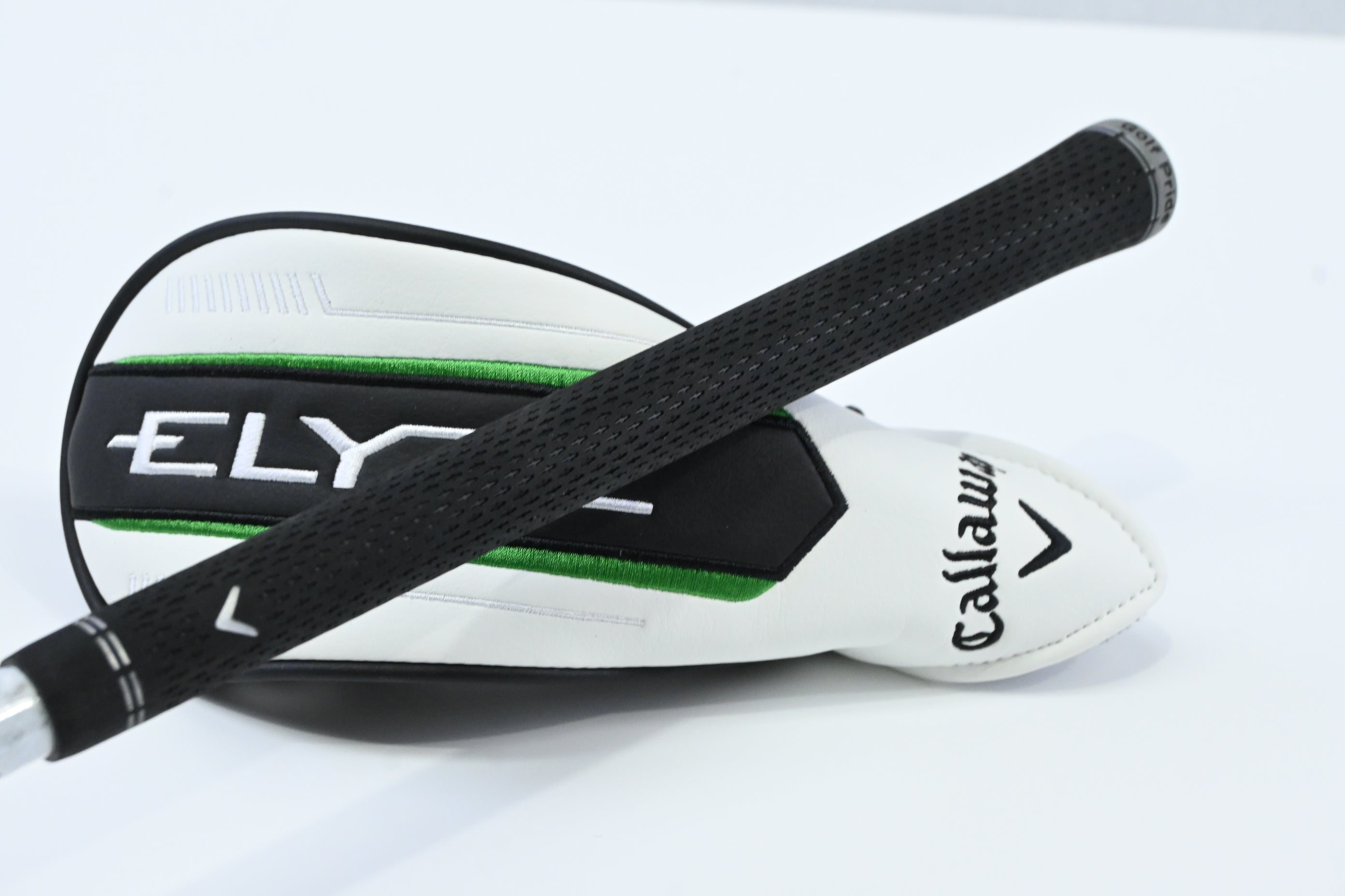 Callaway Elyte X #4 Hybrid / 21 Degree / Regular Flex Denali Charcoal 60