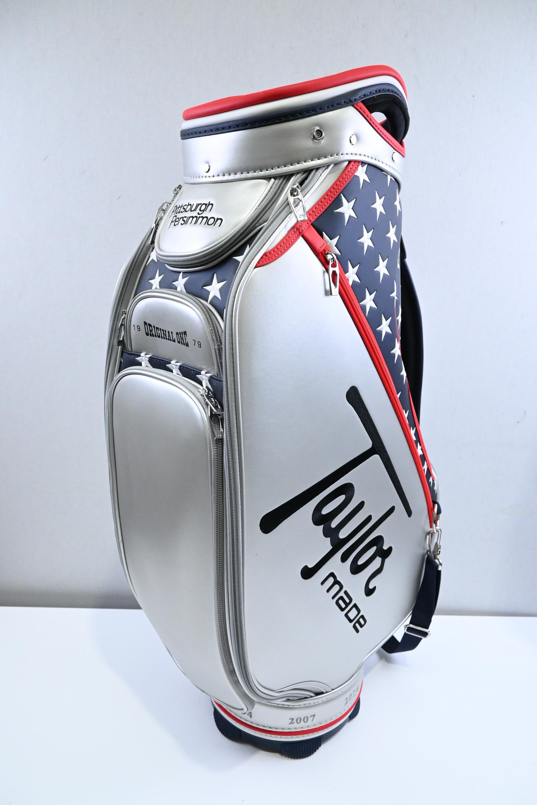 Taylormade Summer Commemorative Tour Bag / 6-Way Divider / Silver, Red, Blue