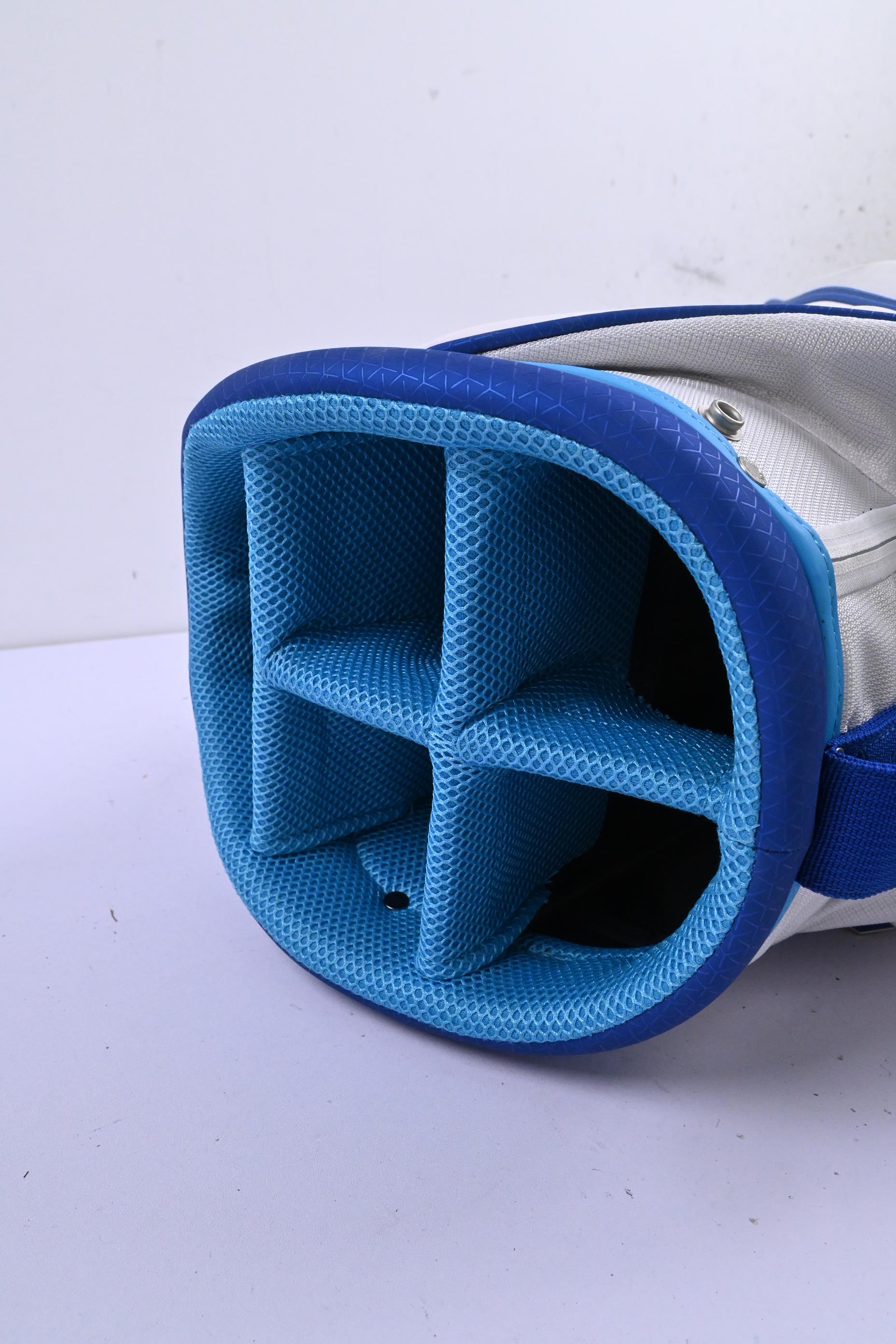 Mizuno Tour Bag / 5-Way Divider / White & Blue