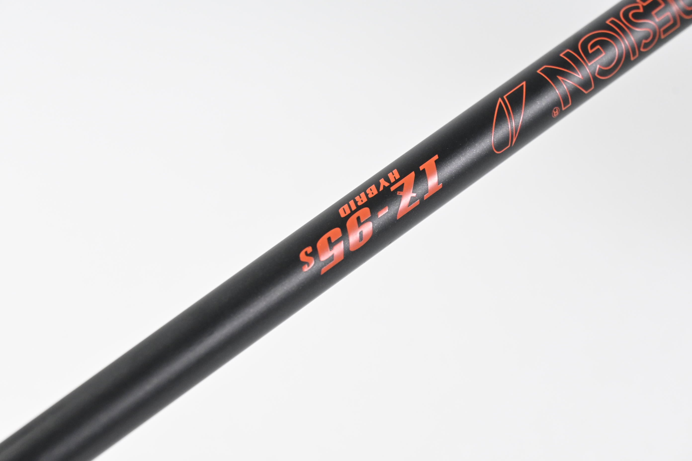 Titleist GT3 #4 Hybrid / 21 Degree / Stiff Flex Tour AD IZ-65 Shaft