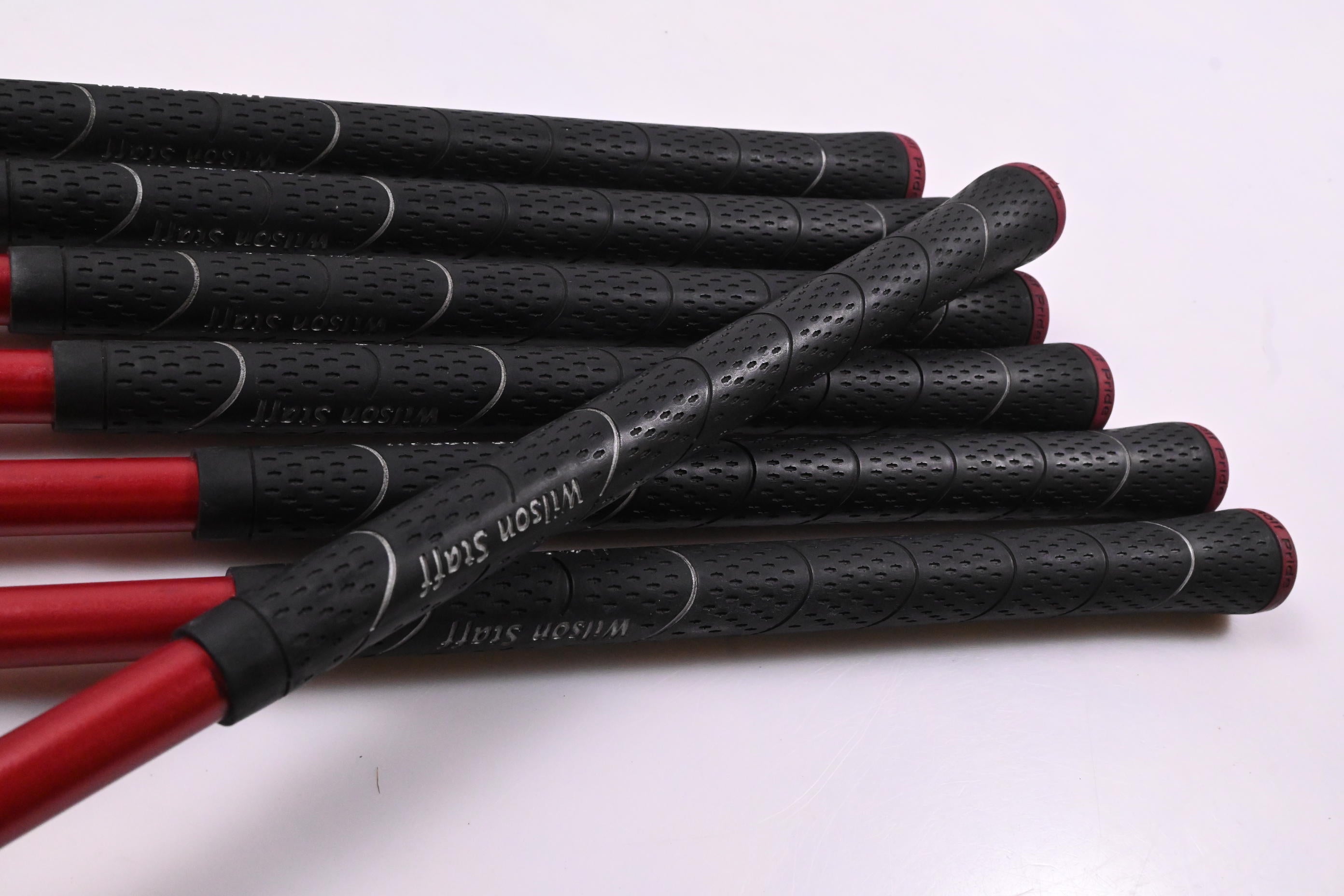 Wilson Di7 Irons / 4-PW / Regular Flex UST ProForce V2 74 Shafts