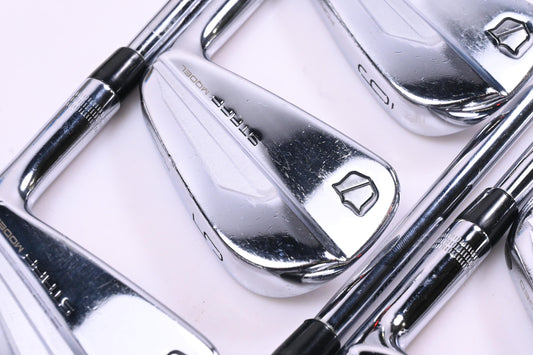 Wilson Staff Model Blade 2024 Irons / 4-PW / X-Flex N.S.Pro Modus³ Tour 120