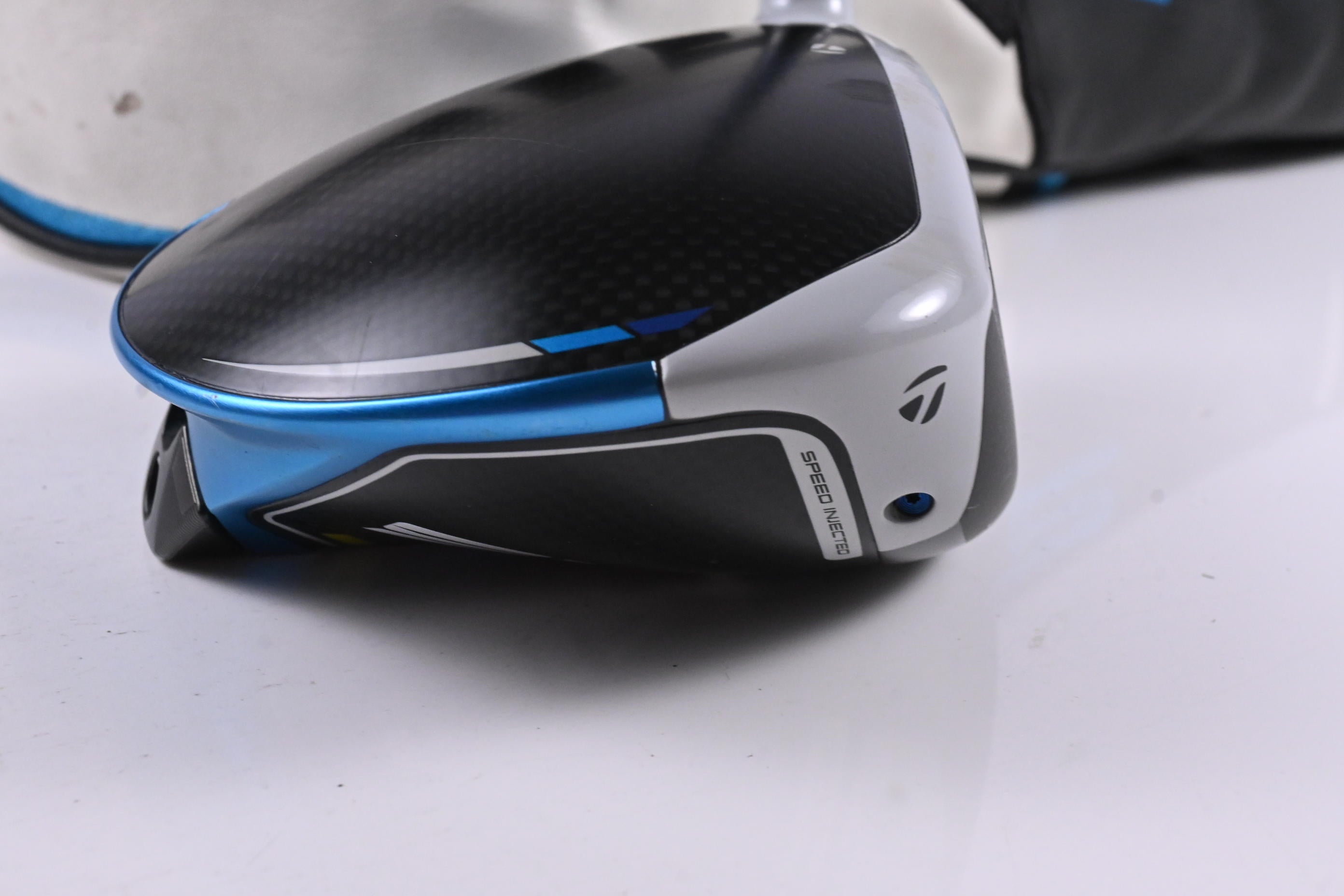 Taylormade SIM2 Max Driver / 9 Degree / Stiff Flex Fujikura Ventus Blue 5 Shaft