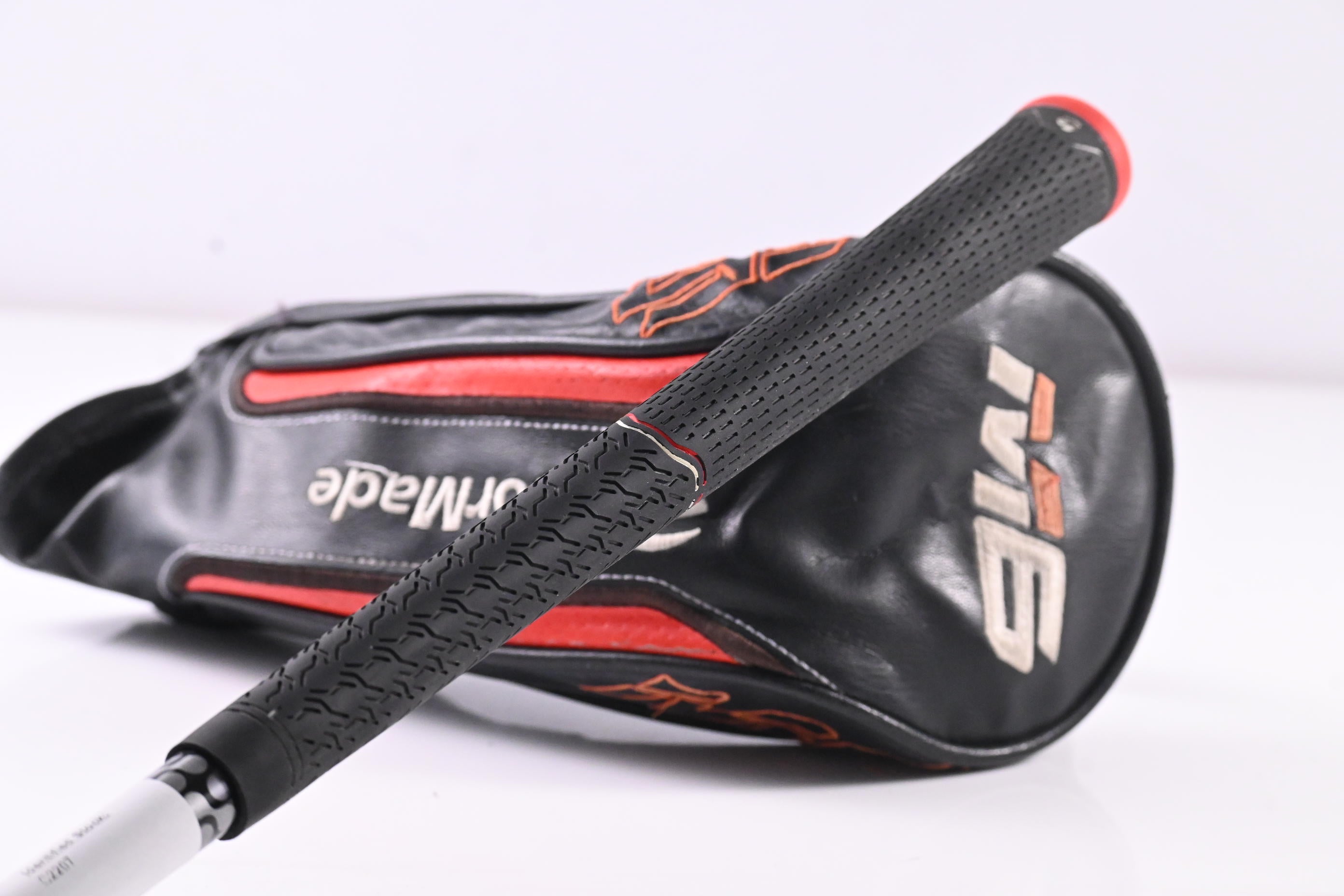 Taylormade M6 #5 Wood / 18 Degree / Regular Flex Fujikura Atmos Orange 5 Shaft