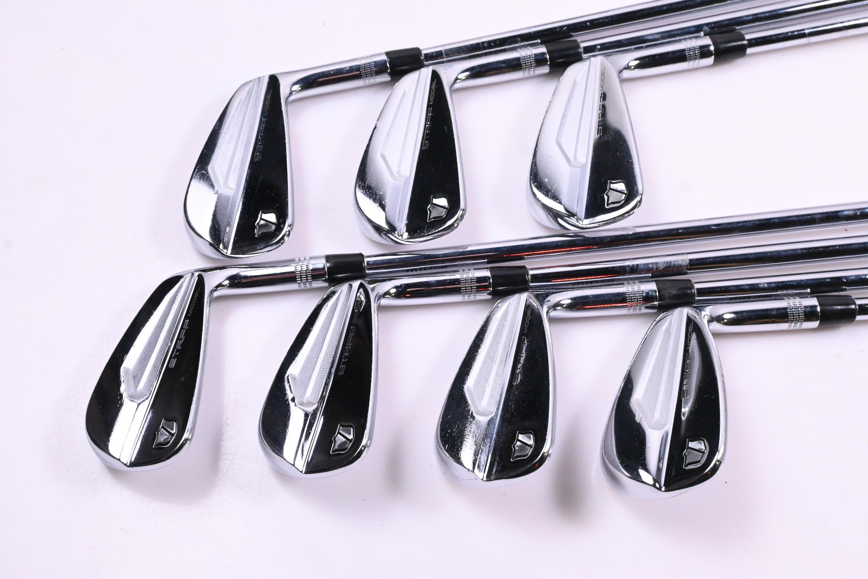 Wilson Staff Model Blade 2024 Irons / 4-PW / X-Flex N.S.Pro Modus³ Tour 120