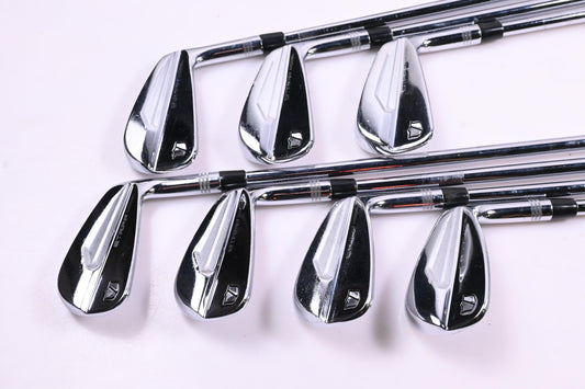 Wilson Staff Model Blade 2024 Irons / 4-PW / X-Flex N.S.Pro Modus³ Tour 120