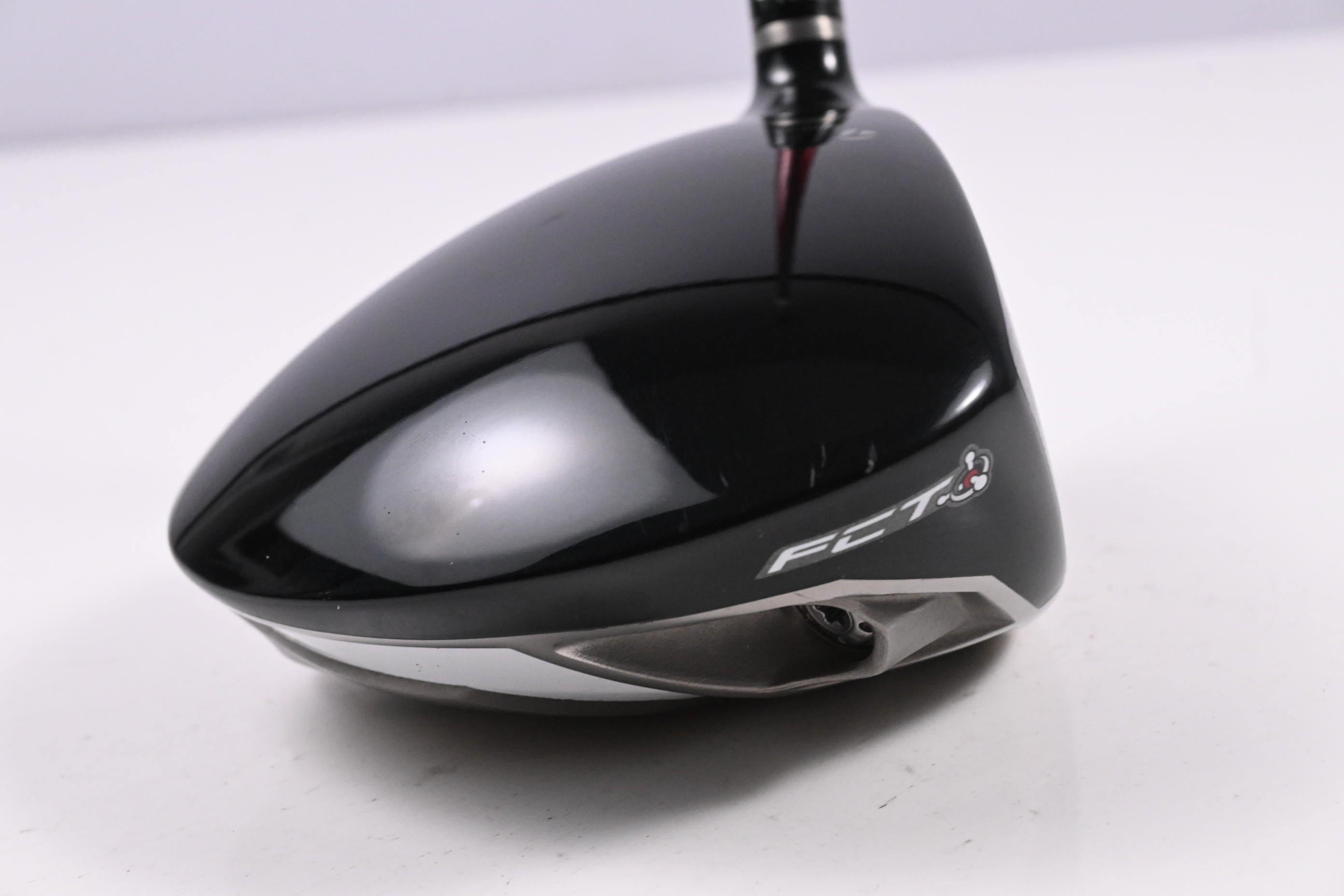 Taylormade R9 Driver / 9.5 Degree / Regular Flex Aldila Voodoo SNV6 Shaft