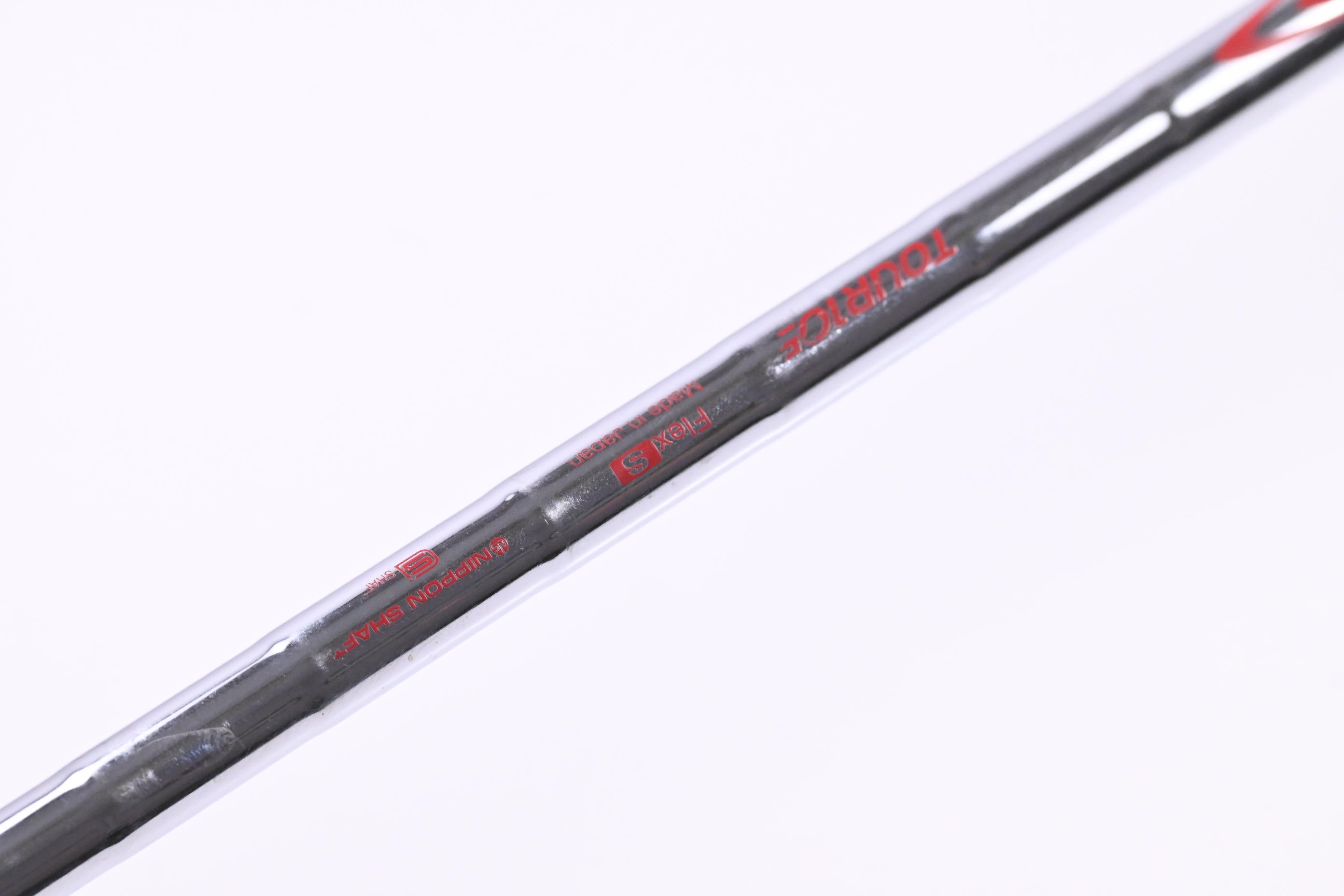 Taylormade P790 2019 #4 Iron / 21 Degree / Stiff Flex N.S.Pro Modus3 Tour 105
