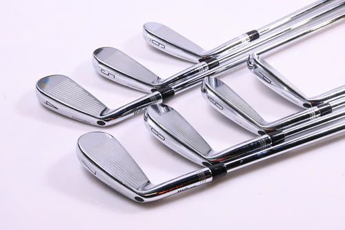 Wilson Staff Model Blade 2024 Irons / 4-PW / X-Flex N.S.Pro Modus³ Tour 120