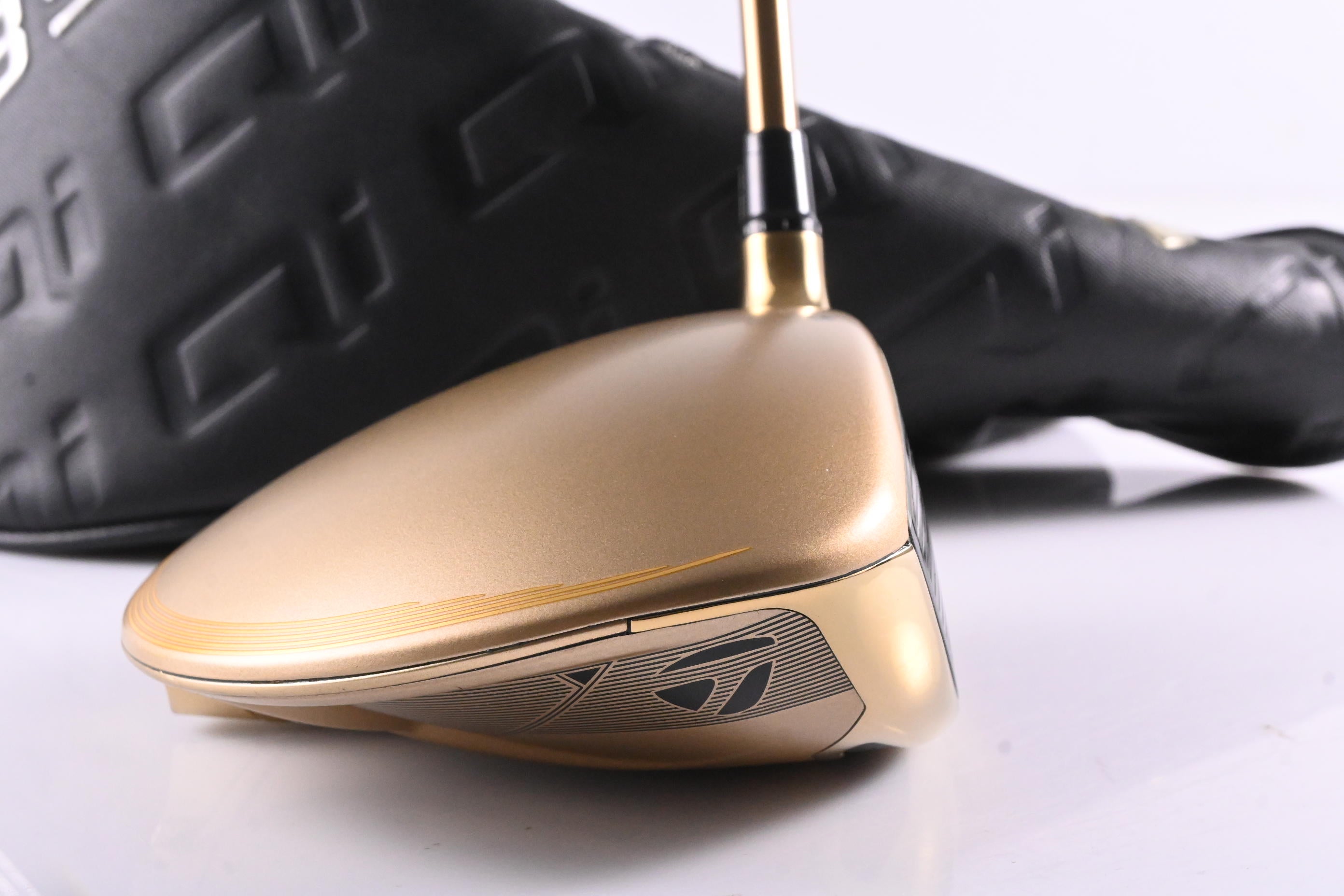 Taylormade Qi35 Designer Series Driver / 10.5 Degree / Regular Flex ATTAS 40