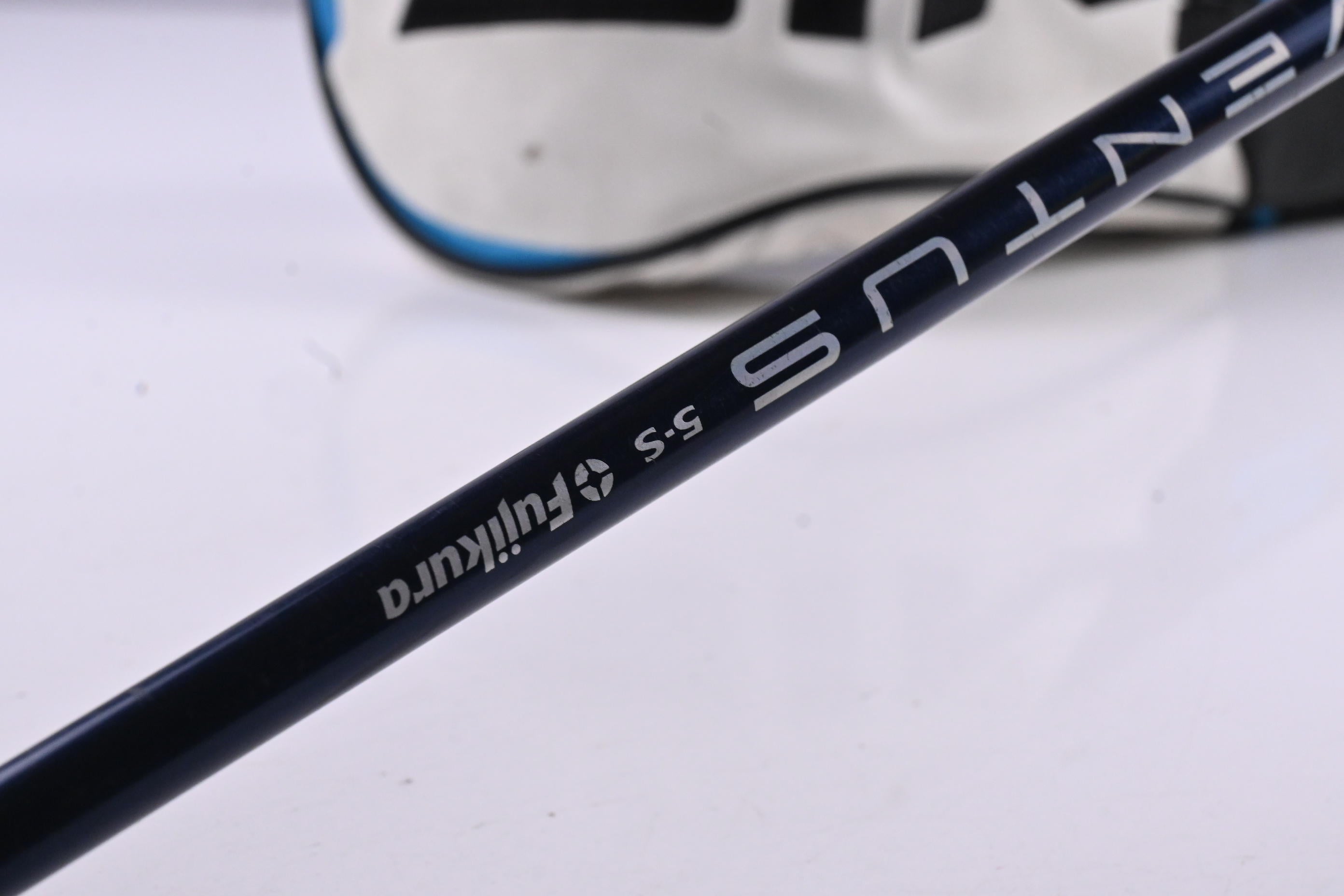 Taylormade SIM2 Max Driver / 9 Degree / Stiff Flex Fujikura Ventus Blue 5 Shaft